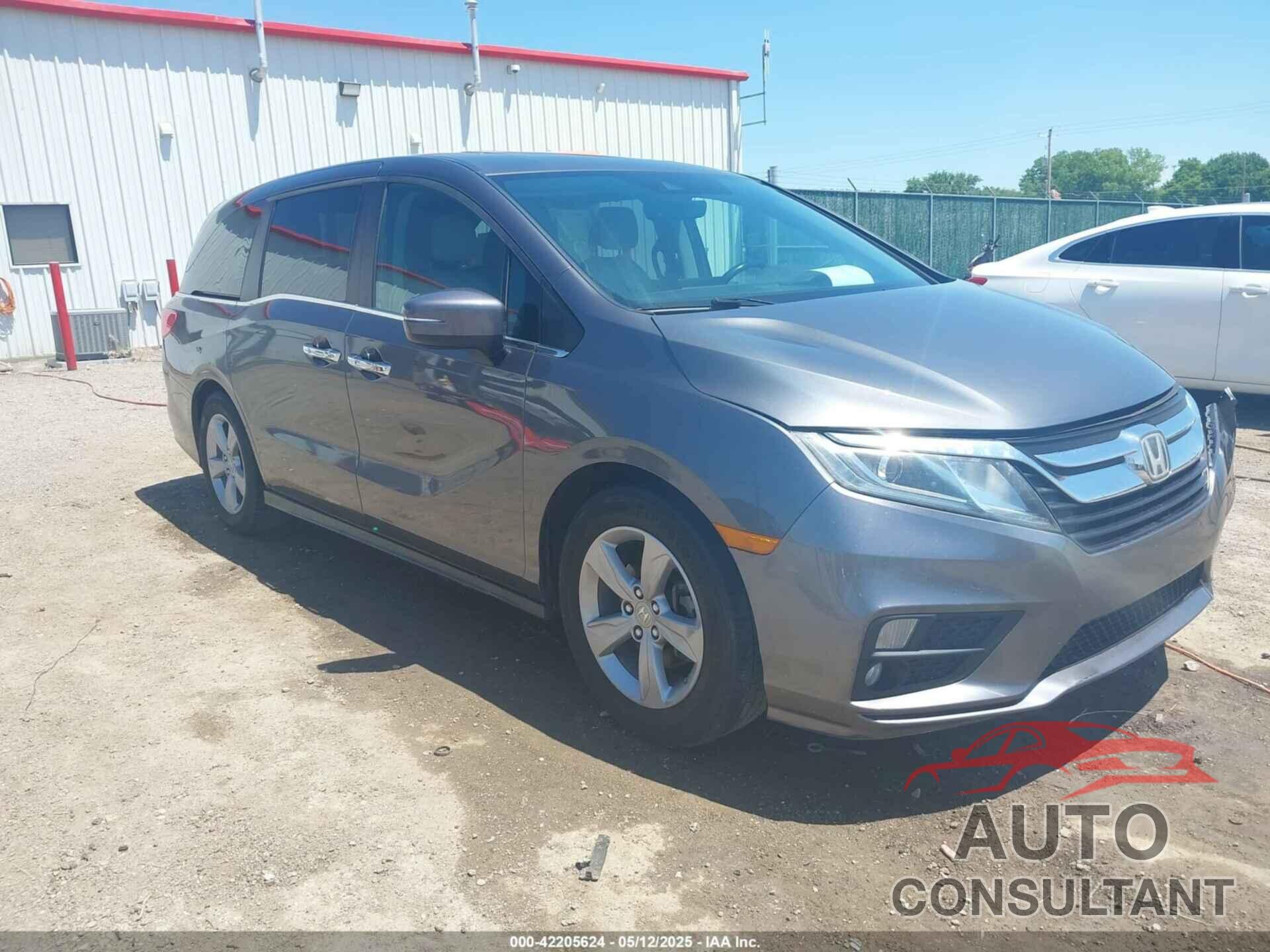 HONDA ODYSSEY 2018 - 5FNRL6H7XJB099531
