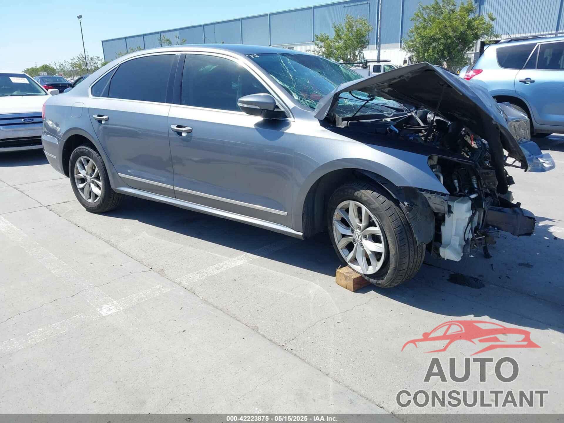 VOLKSWAGEN PASSAT 2016 - 1VWAT7A32GC032869