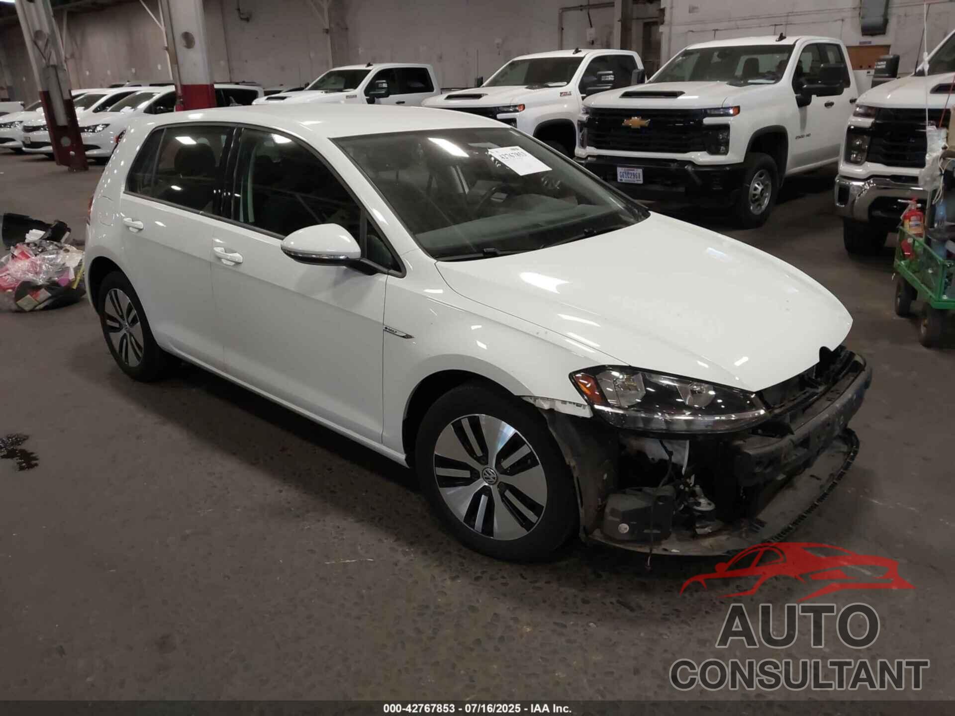 VOLKSWAGEN E-GOLF 2019 - WVWKR7AU5KW919453