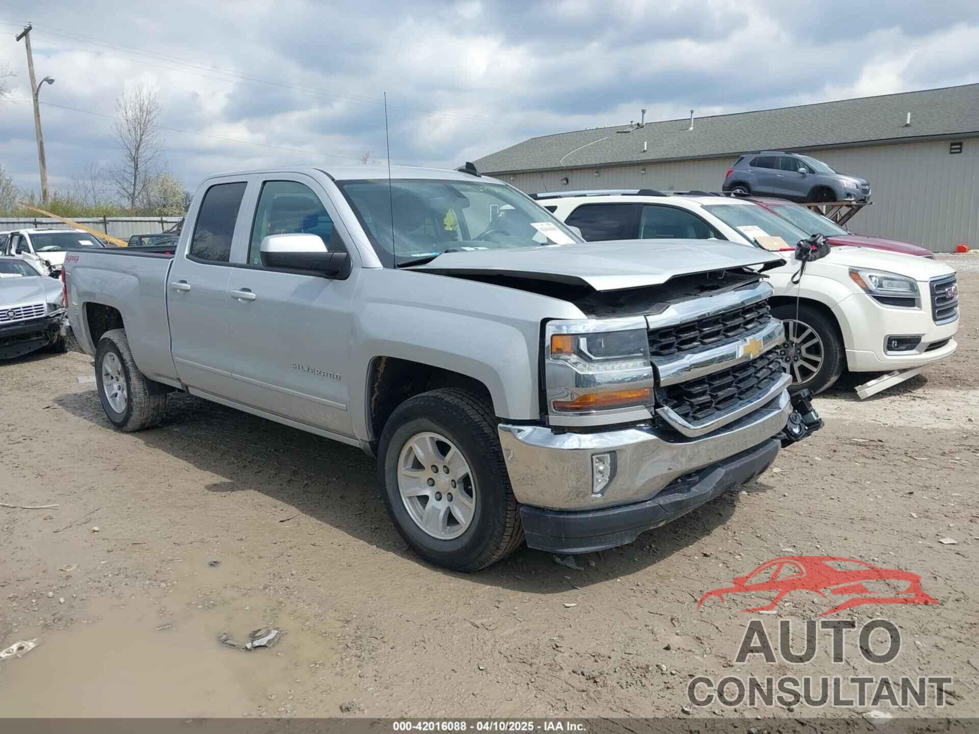 CHEVROLET SILVERADO 1500 2018 - 1GCVKREH9JZ119861