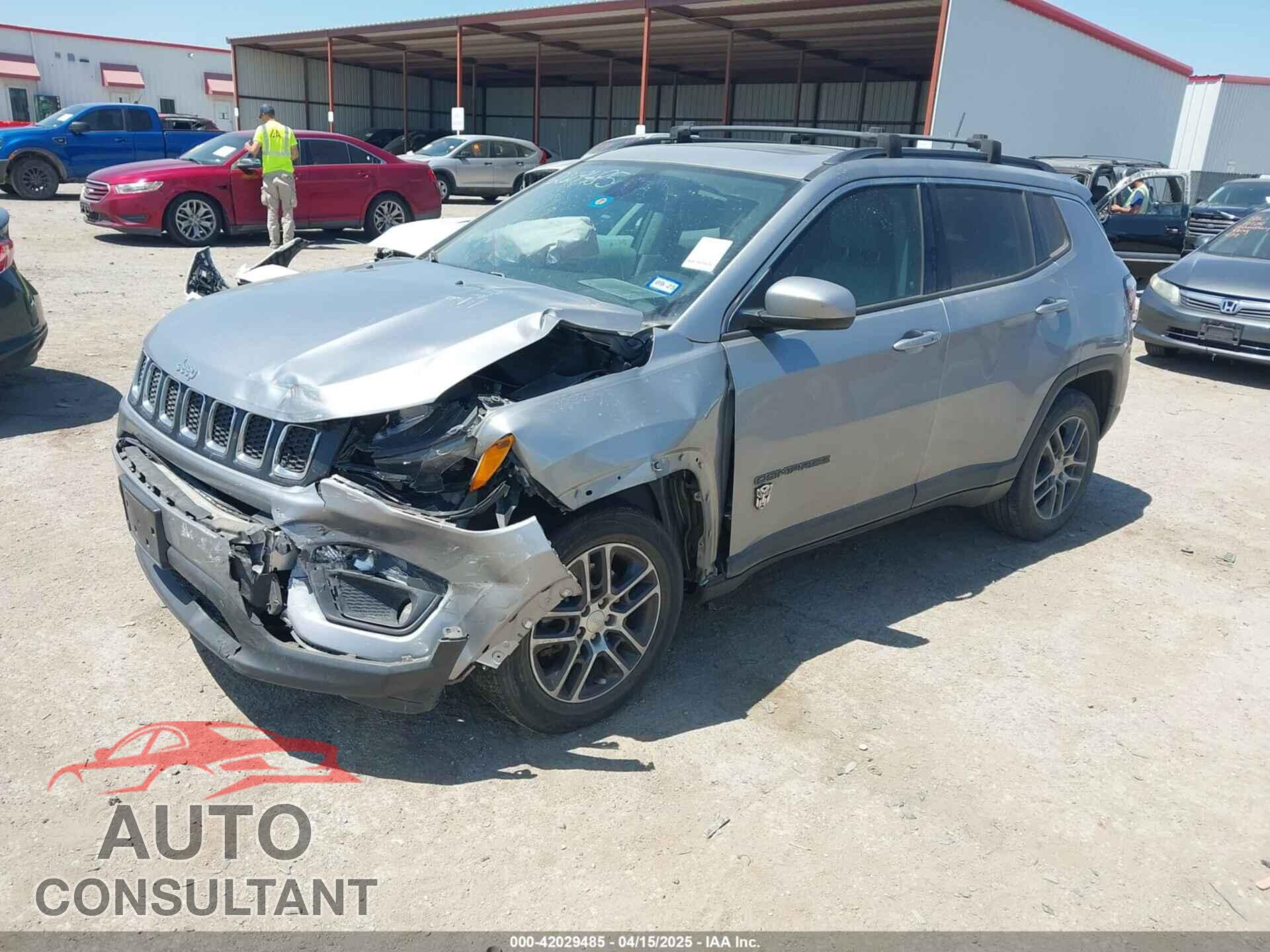 JEEP COMPASS 2019 - 3C4NJCBB6KT614642