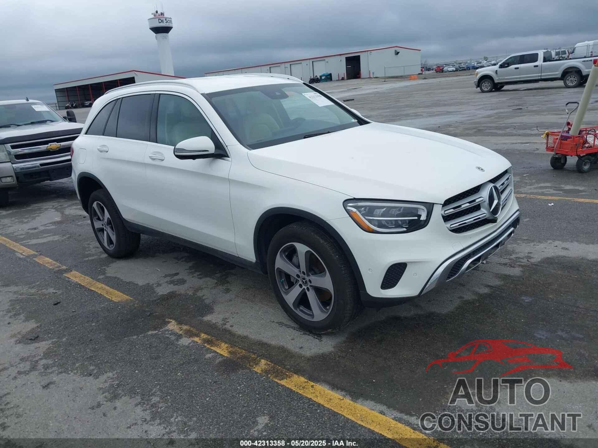 MERCEDES-BENZ GLC 300 2022 - W1N0G8EB9NG116907