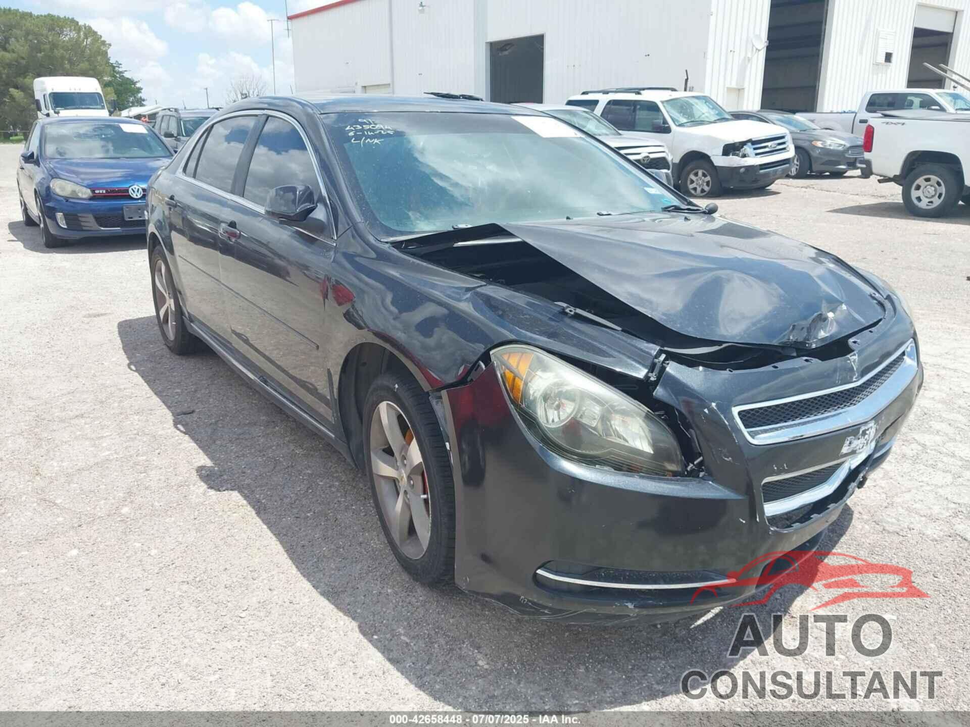 CHEVROLET MALIBU 2011 - 1G1ZC5E18BF176557