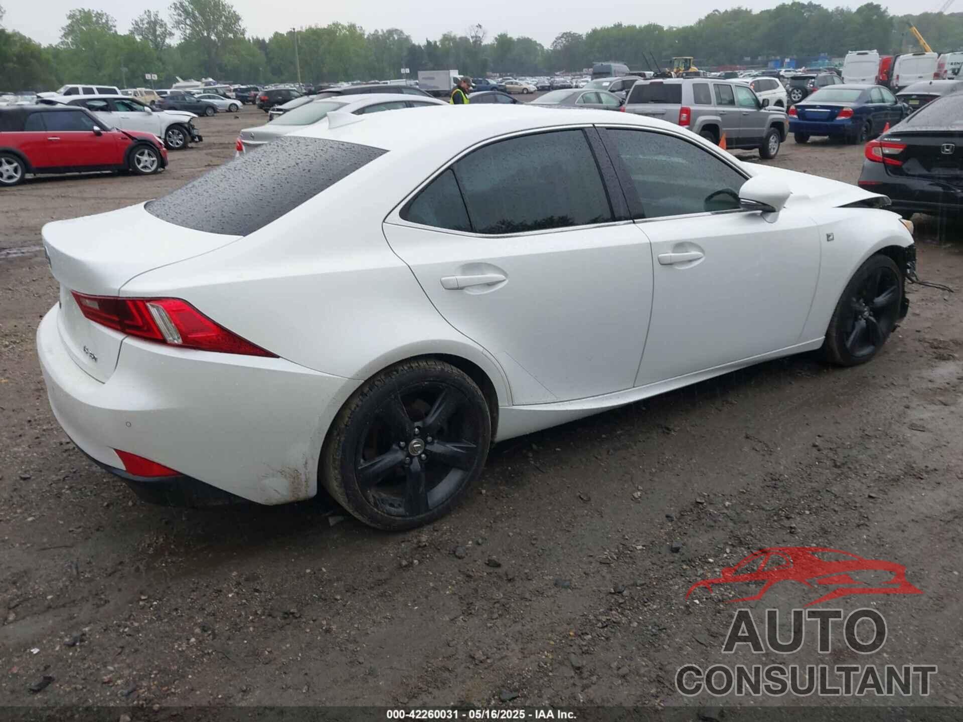 LEXUS IS 350 2014 - JTHBE1D22E5002420
