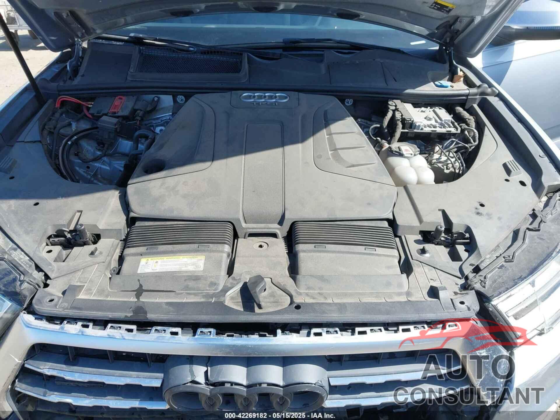 AUDI Q7 2018 - WA1LHAF72JD016138