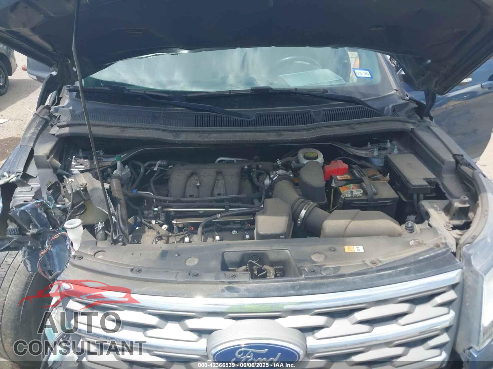 FORD EXPLORER 2018 - 1FM5K7D85JGB77656