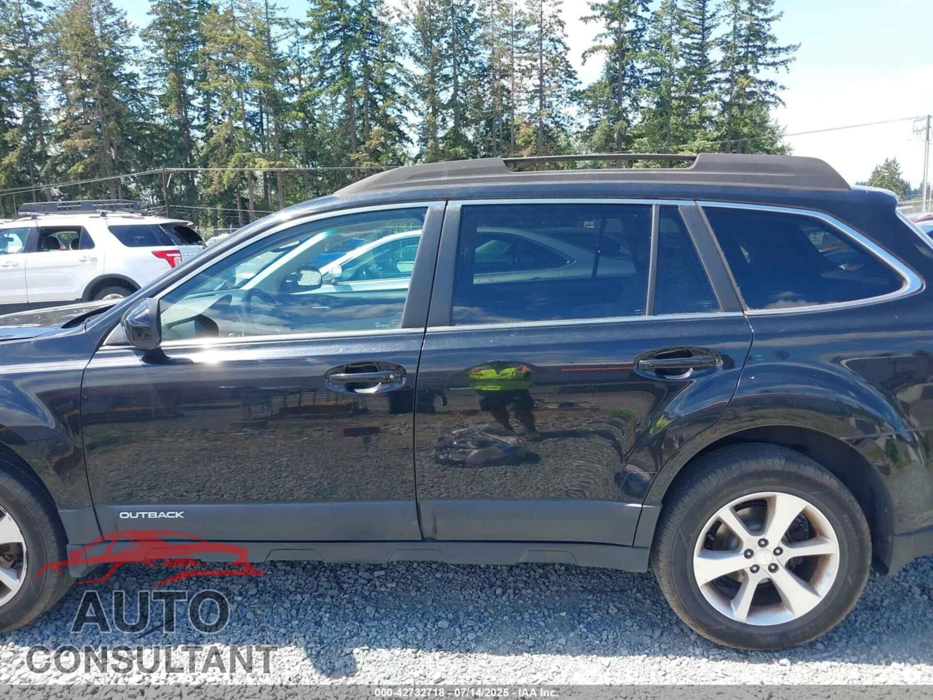 SUBARU OUTBACK 2013 - 4S4BRBKC4D3280720