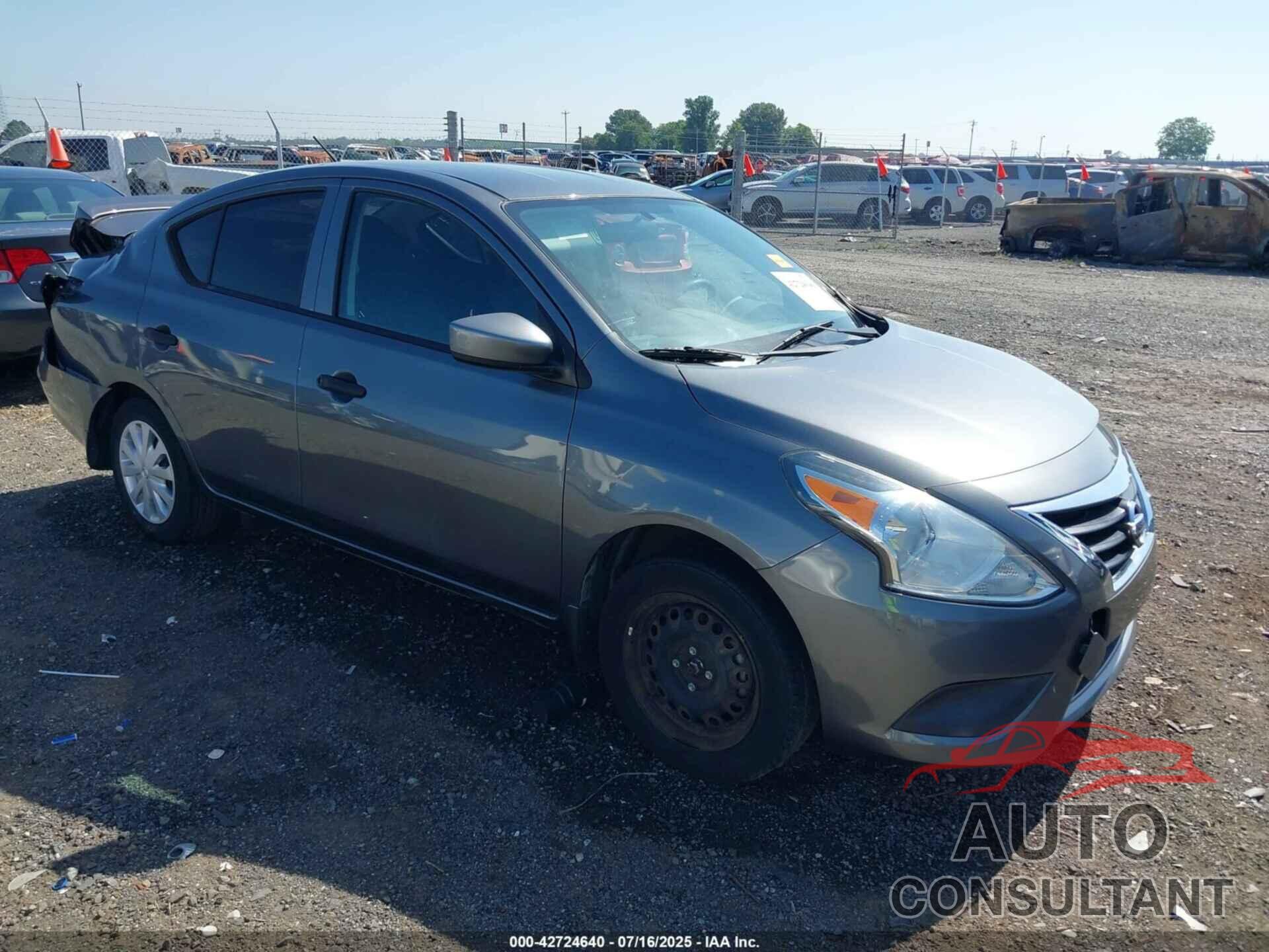 NISSAN VERSA 2018 - 3N1CN7AP8JL868208