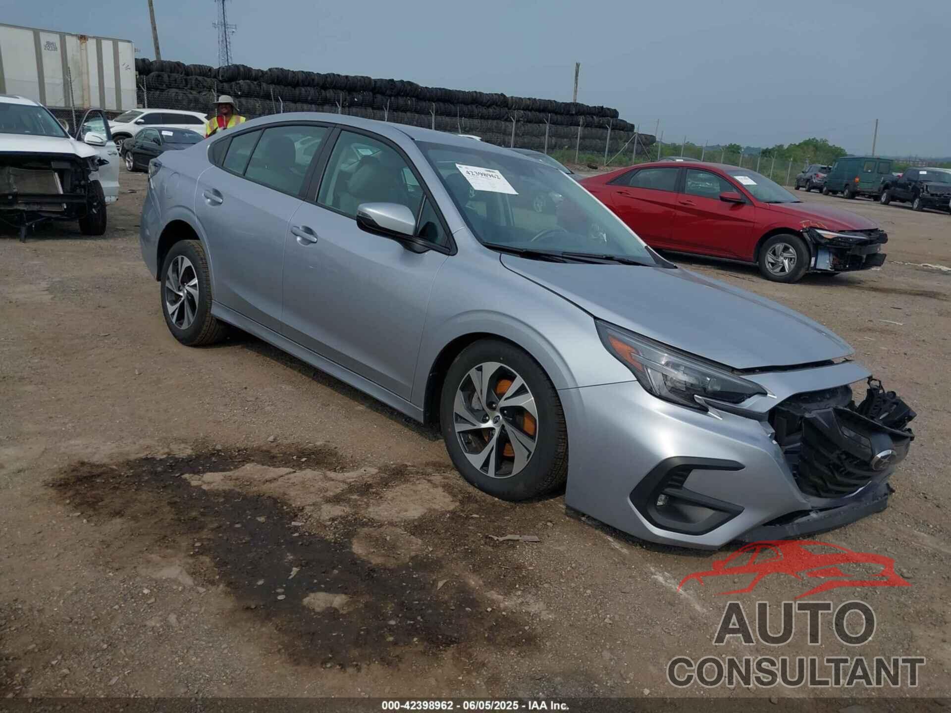 SUBARU LEGACY 2024 - 4S3BWAD6XR3018822