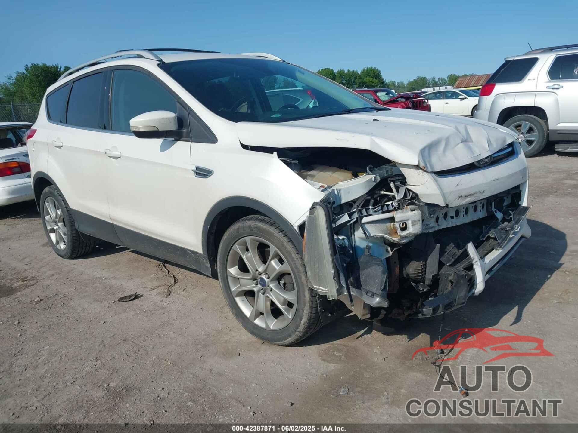 FORD ESCAPE 2016 - 1FMCU9J9XGUA89514