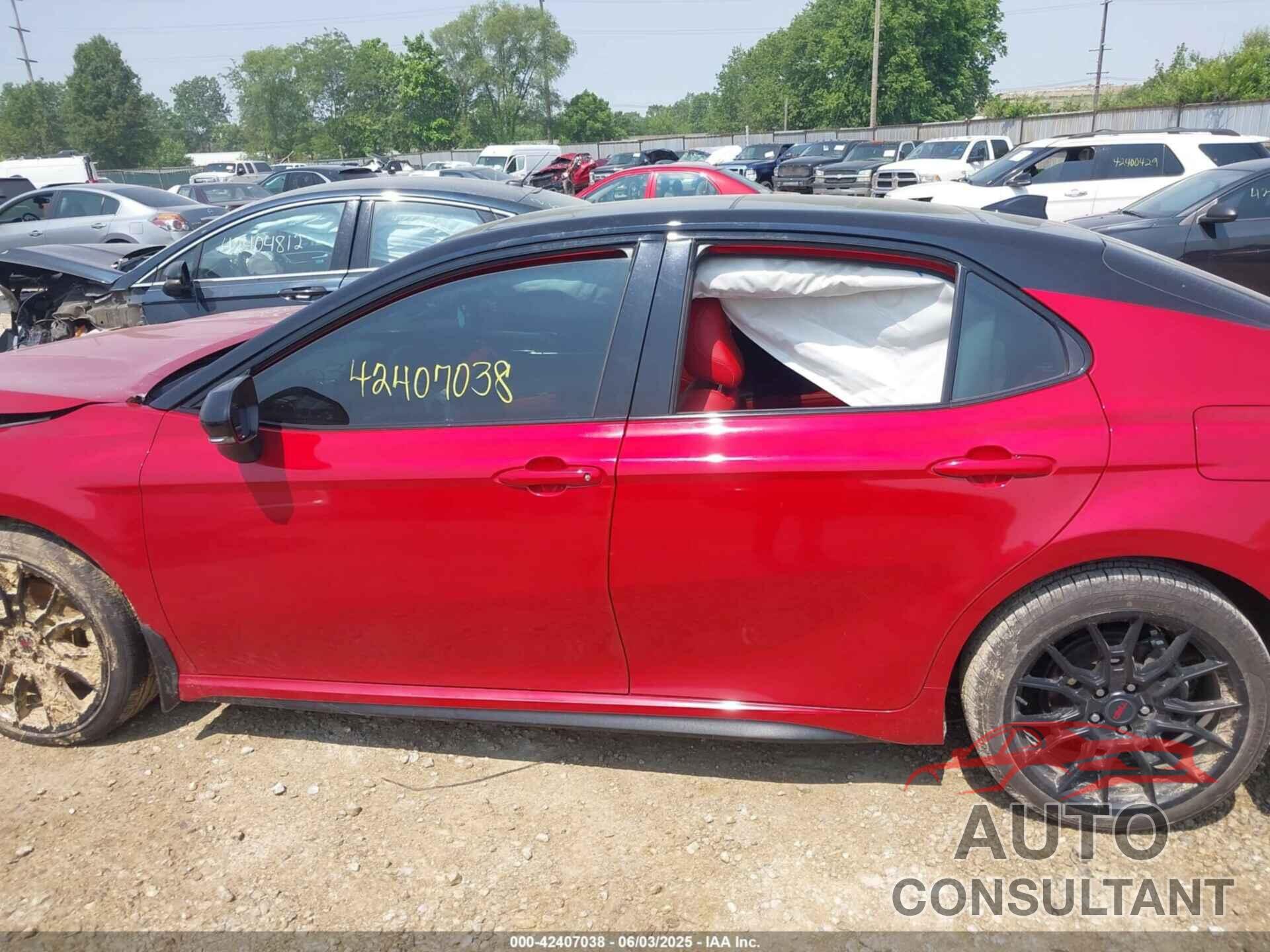 TOYOTA CAMRY 2021 - 4T1K61BK9MU031558