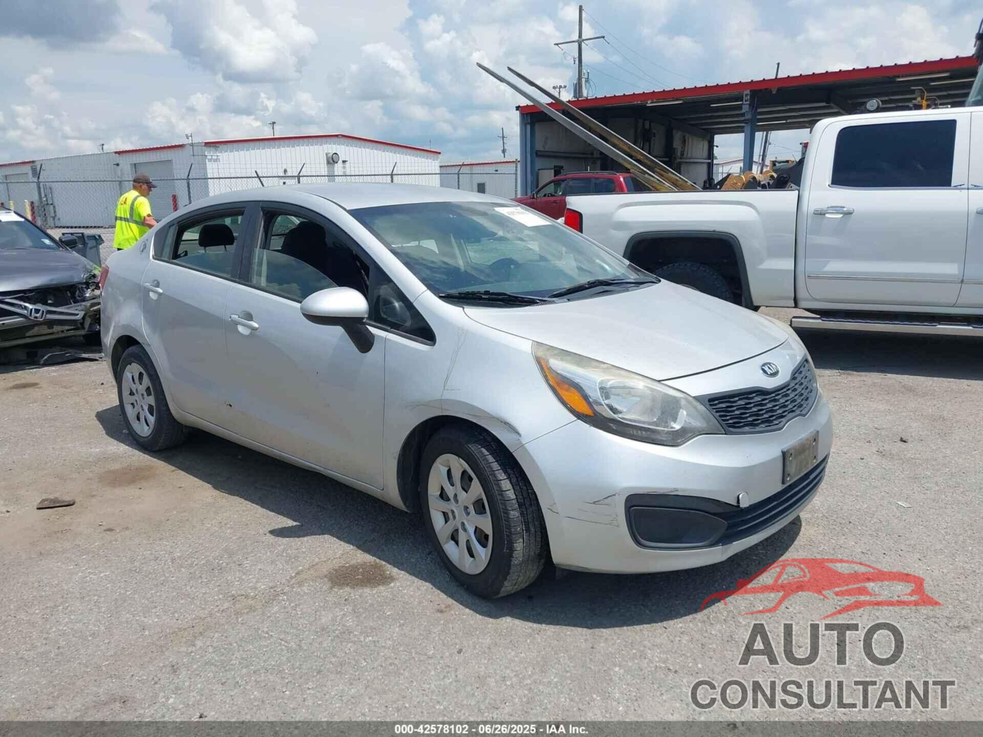 KIA RIO 2014 - KNADM4A37E6354167