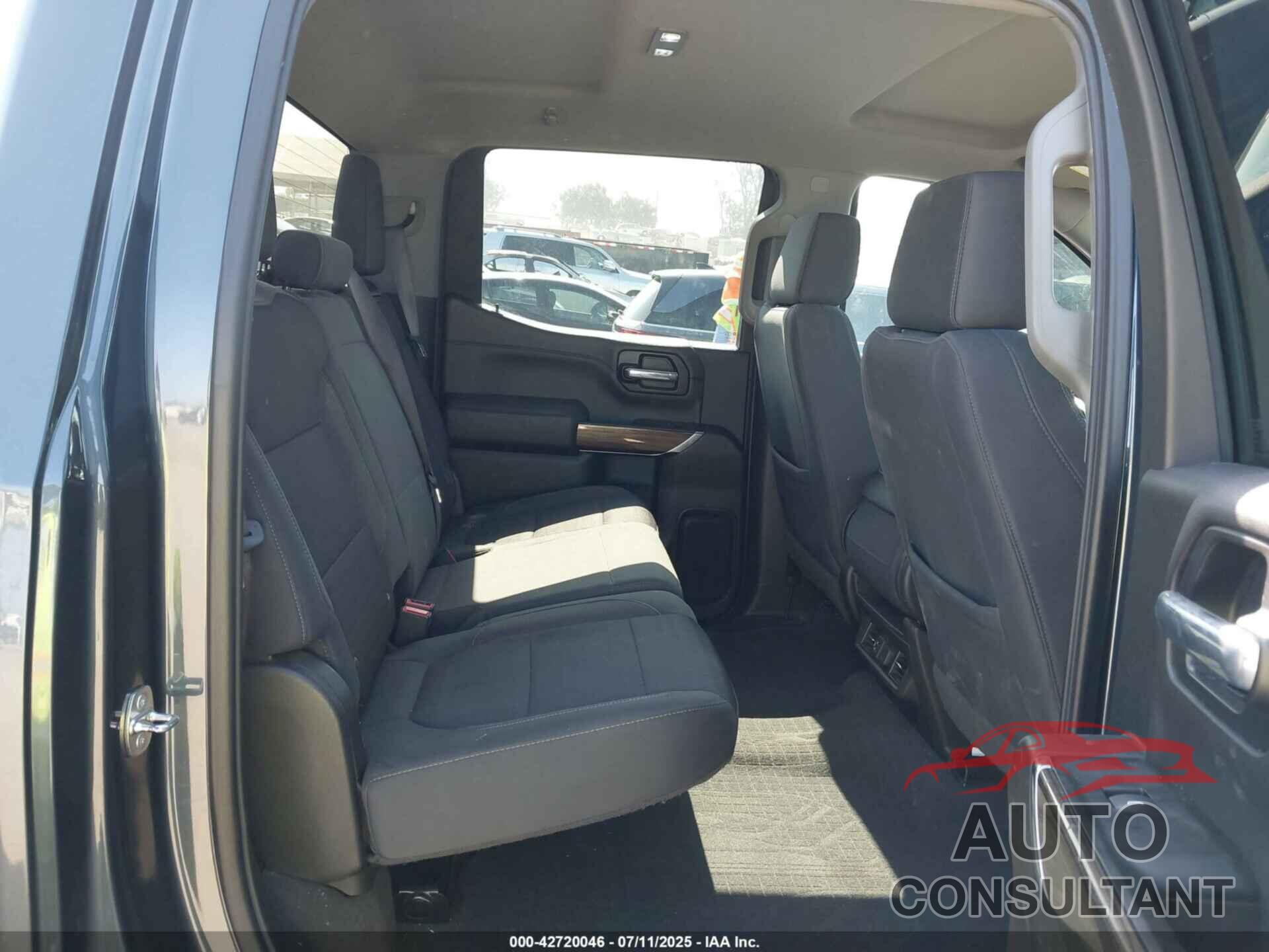 CHEVROLET SILVERADO 1500 2019 - 1GCPYFED9KZ332149