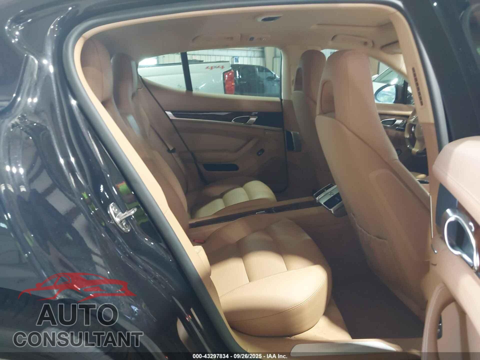 PORSCHE PANAMERA 2011 - WP0AB2A74BL061830