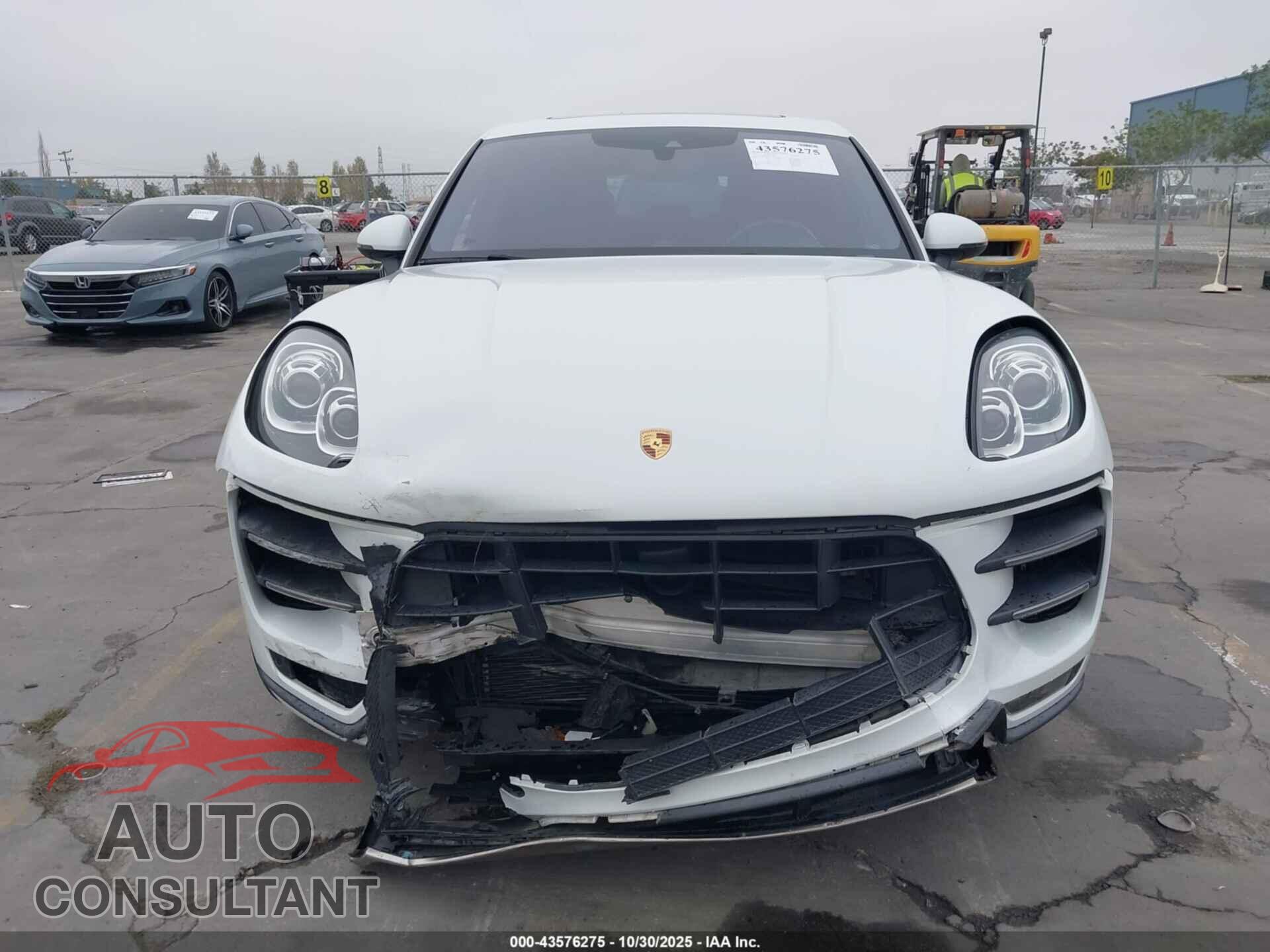 PORSCHE MACAN 2015 - WP1AF2A56FLB90059