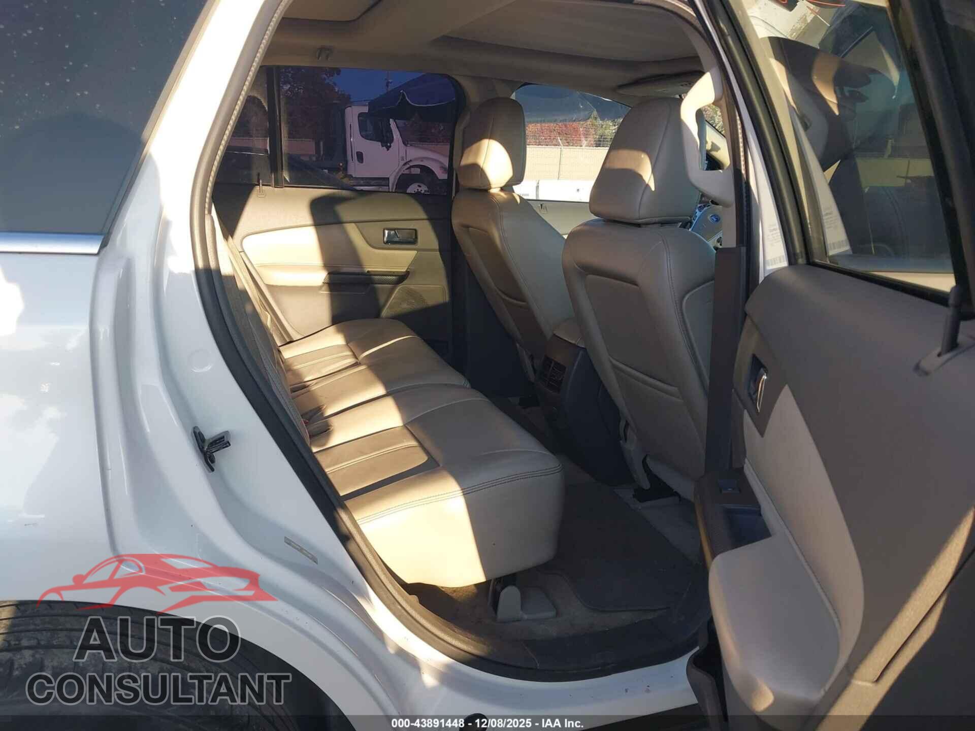 FORD EDGE 2011 - 2FMDK3KC8BBA81363