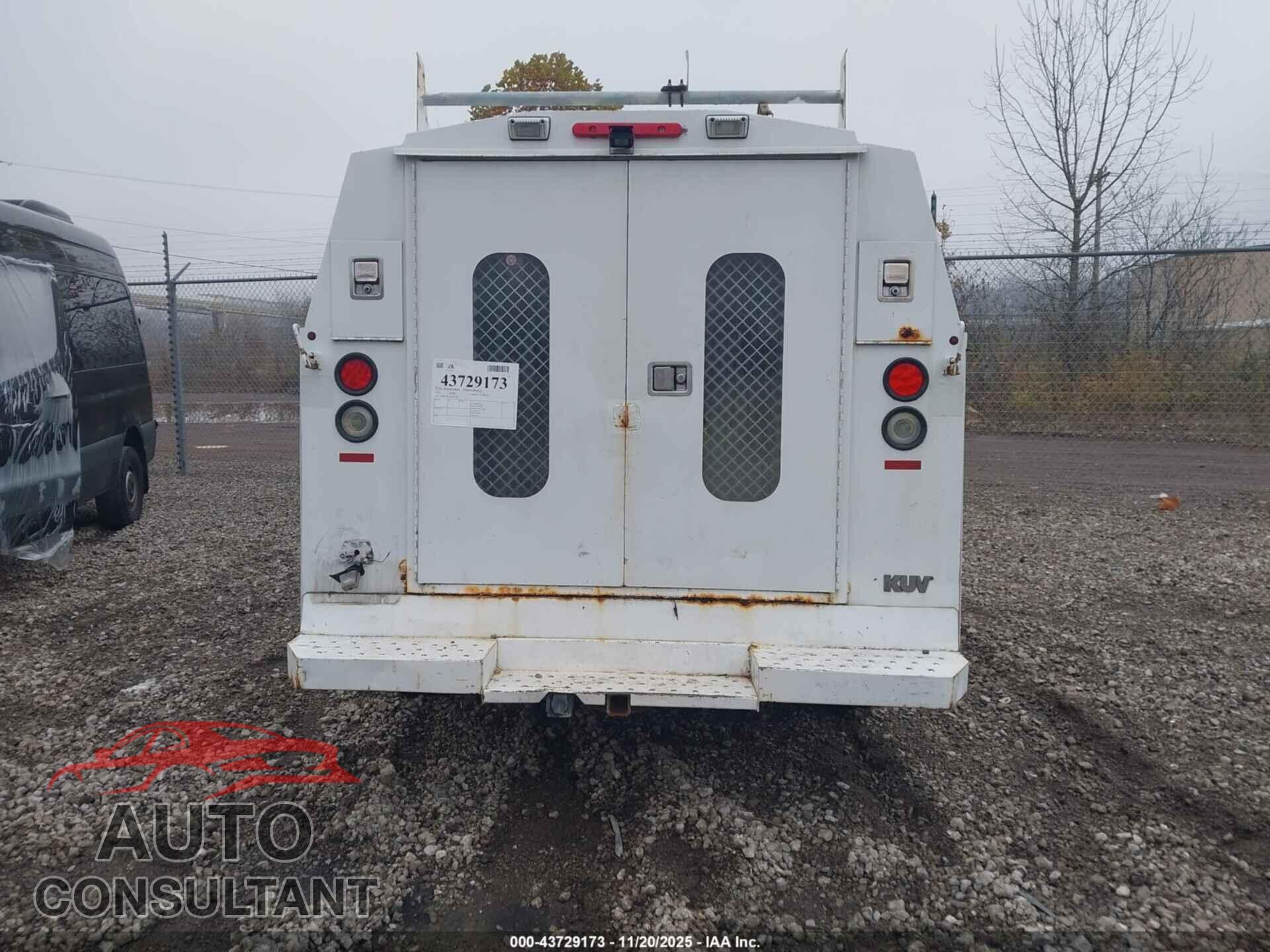 FORD E-350 CUTAWAY 2011 - 1FDSE3FL1BDA05583