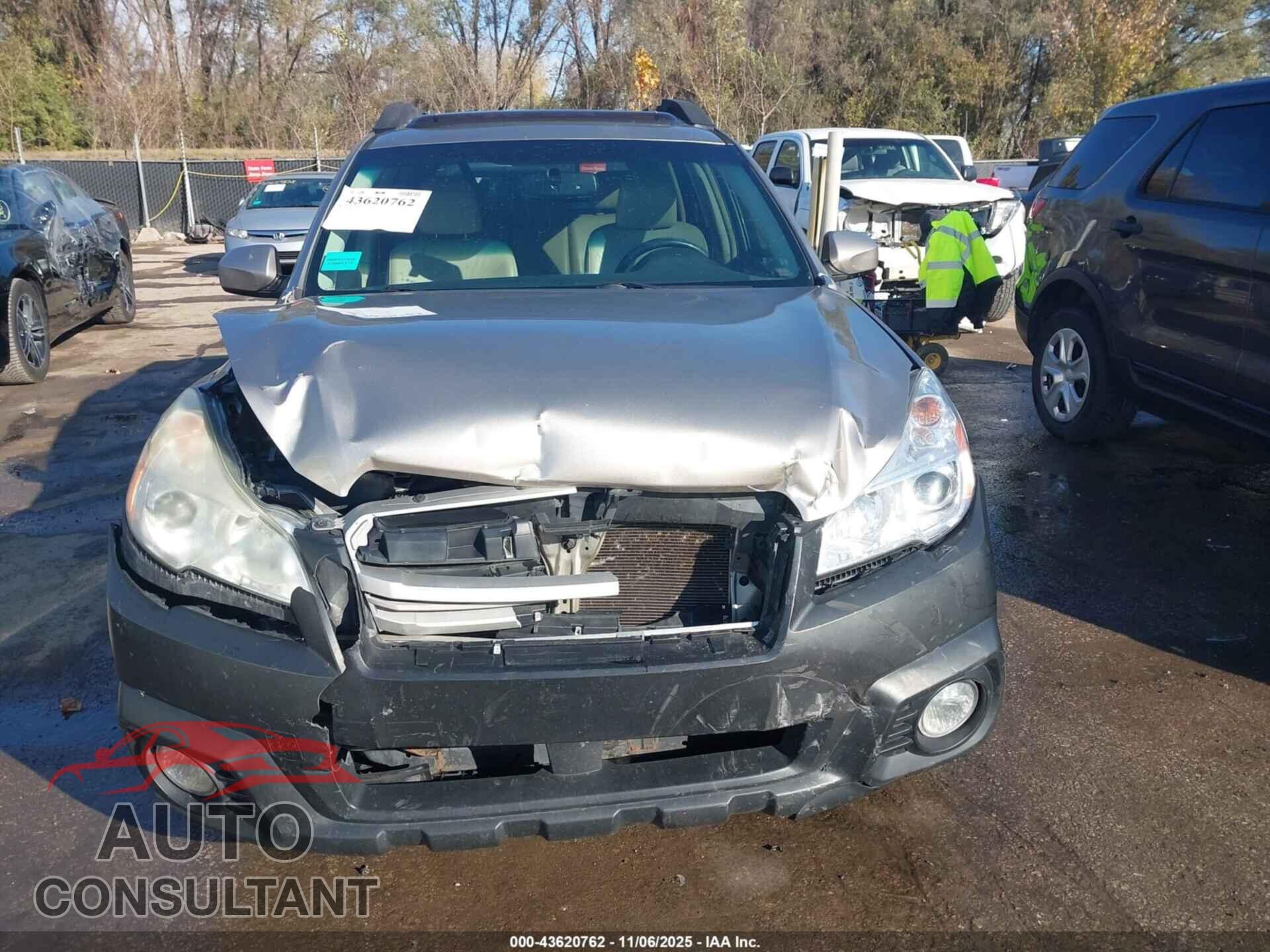 SUBARU OUTBACK 2014 - 4S4BRBLC4E3200929