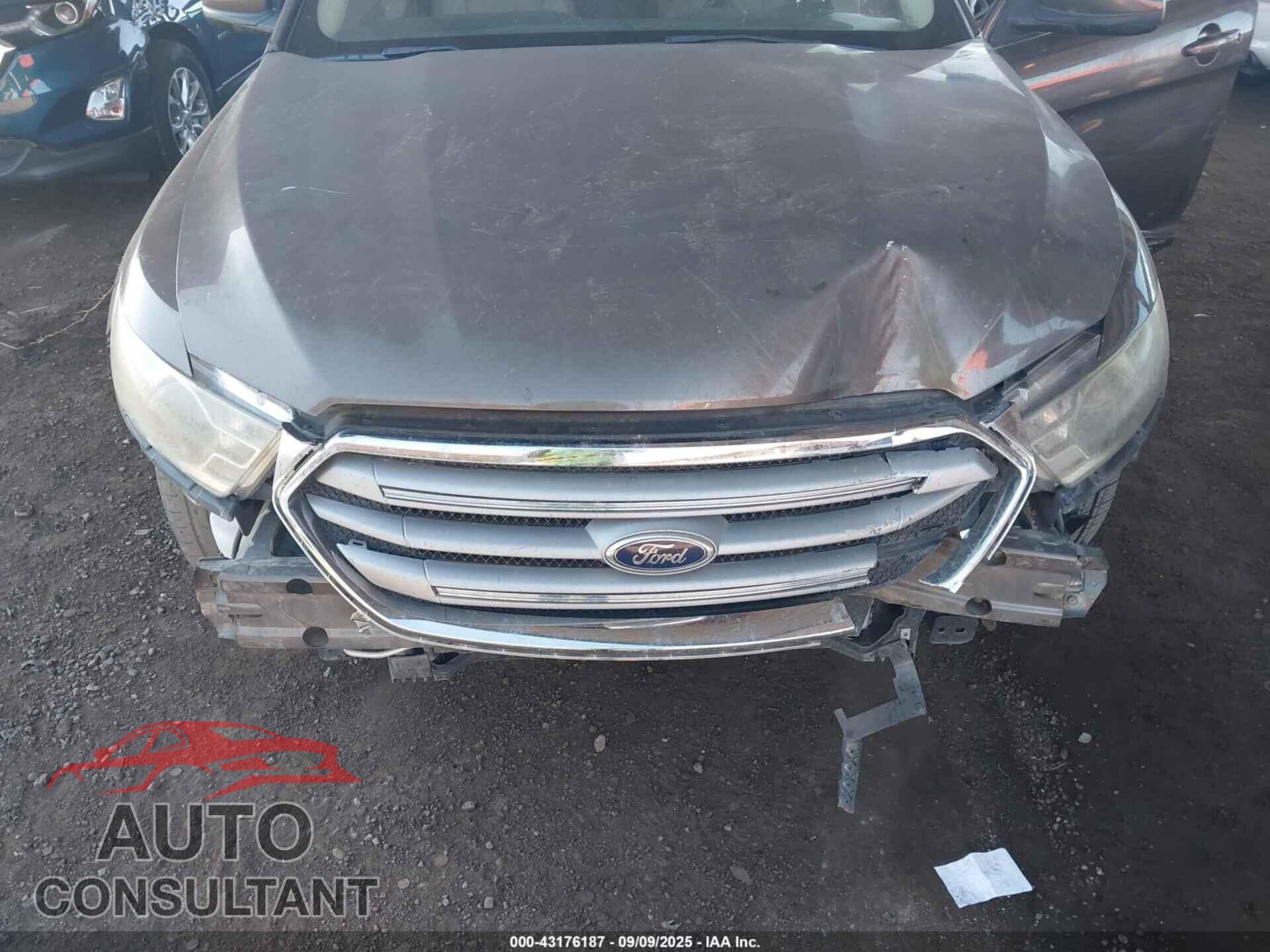 FORD TAURUS 2015 - 1FAHP2E84FG183143