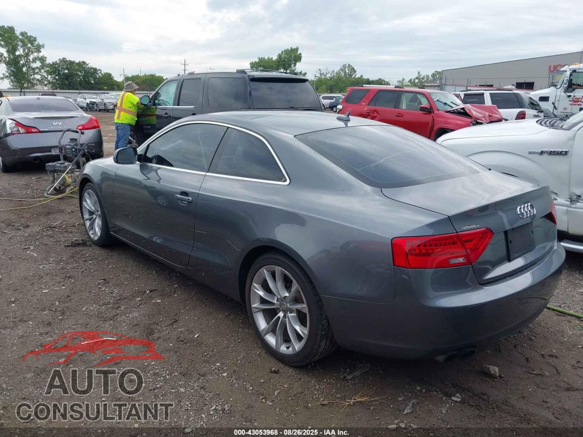 AUDI A5 2013 - WAULFAFR3DA001048