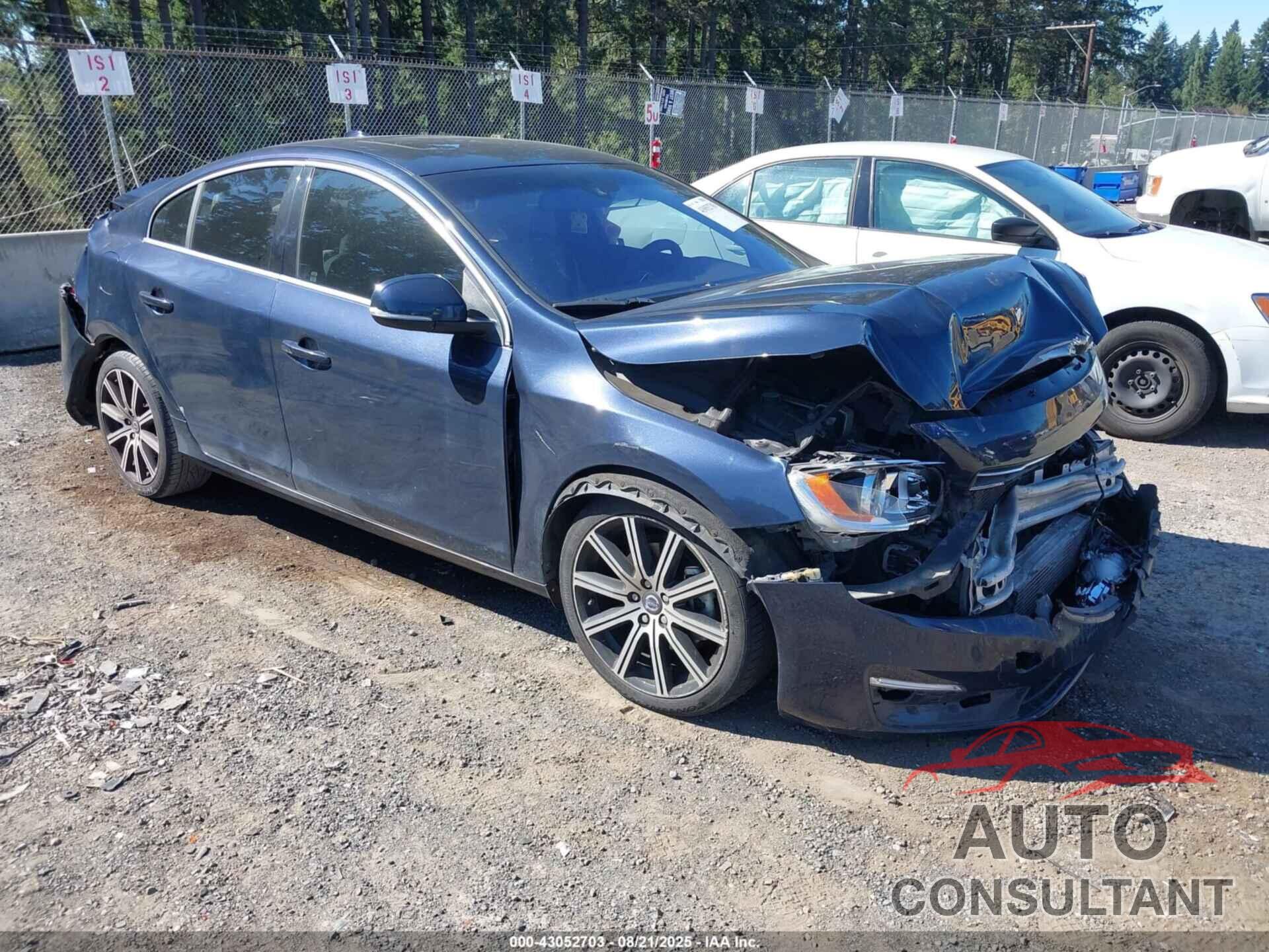 VOLVO S60 2015 - YV126MFB5F1299795