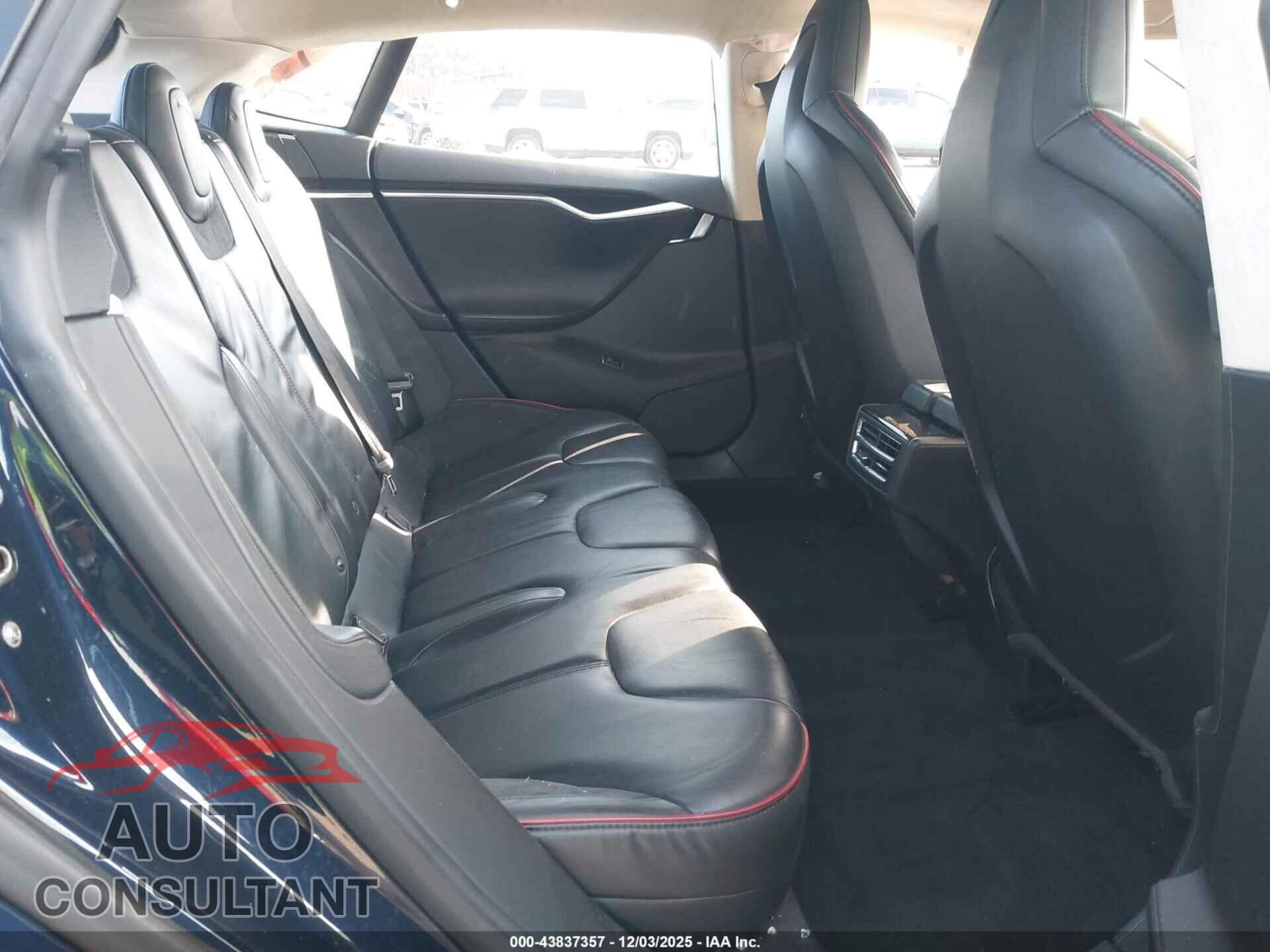 TESLA MODEL S 2013 - 5YJSA1CP0DFP05683