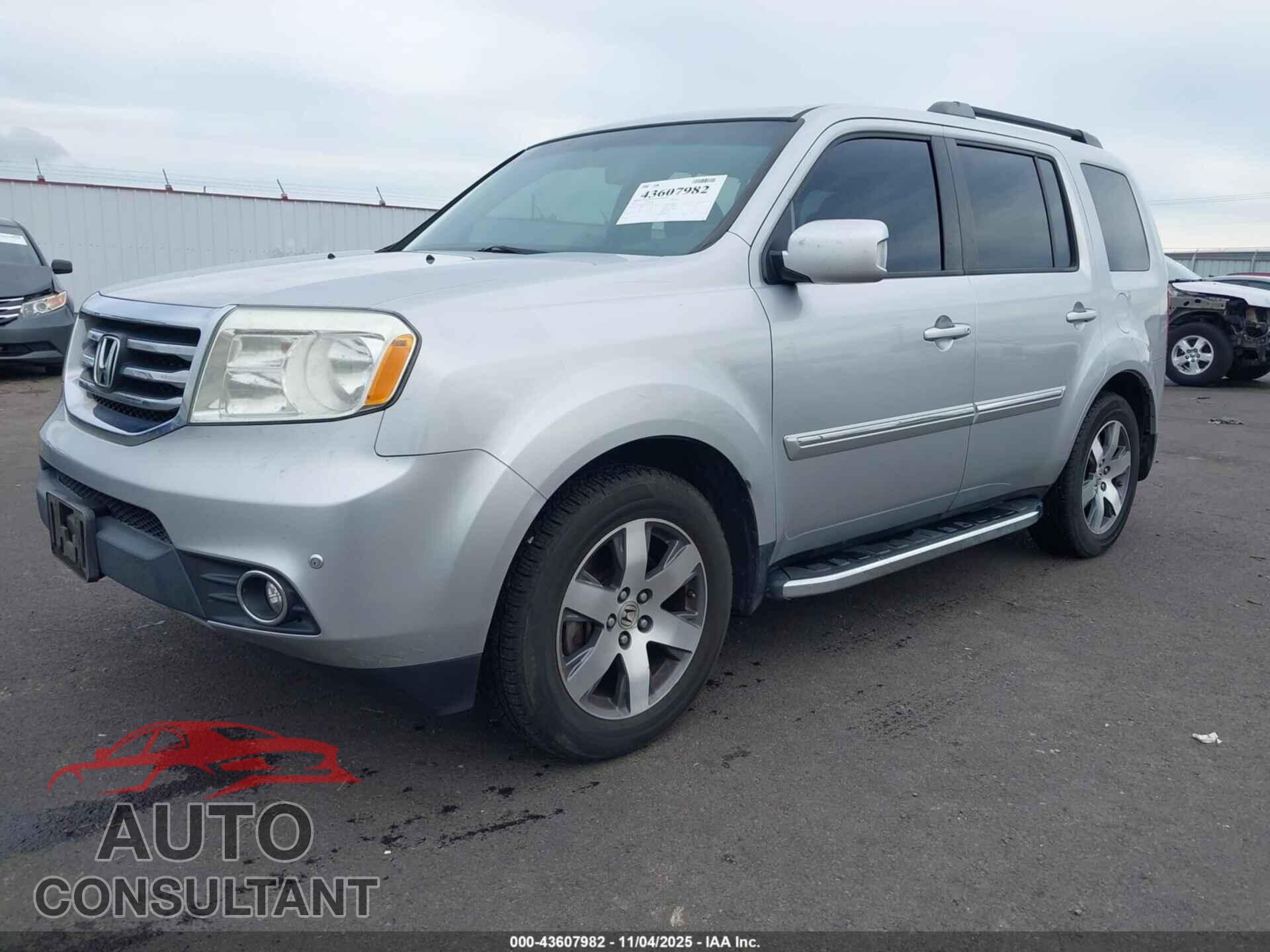 HONDA PILOT 2013 - 5FNYF4H97DB064748