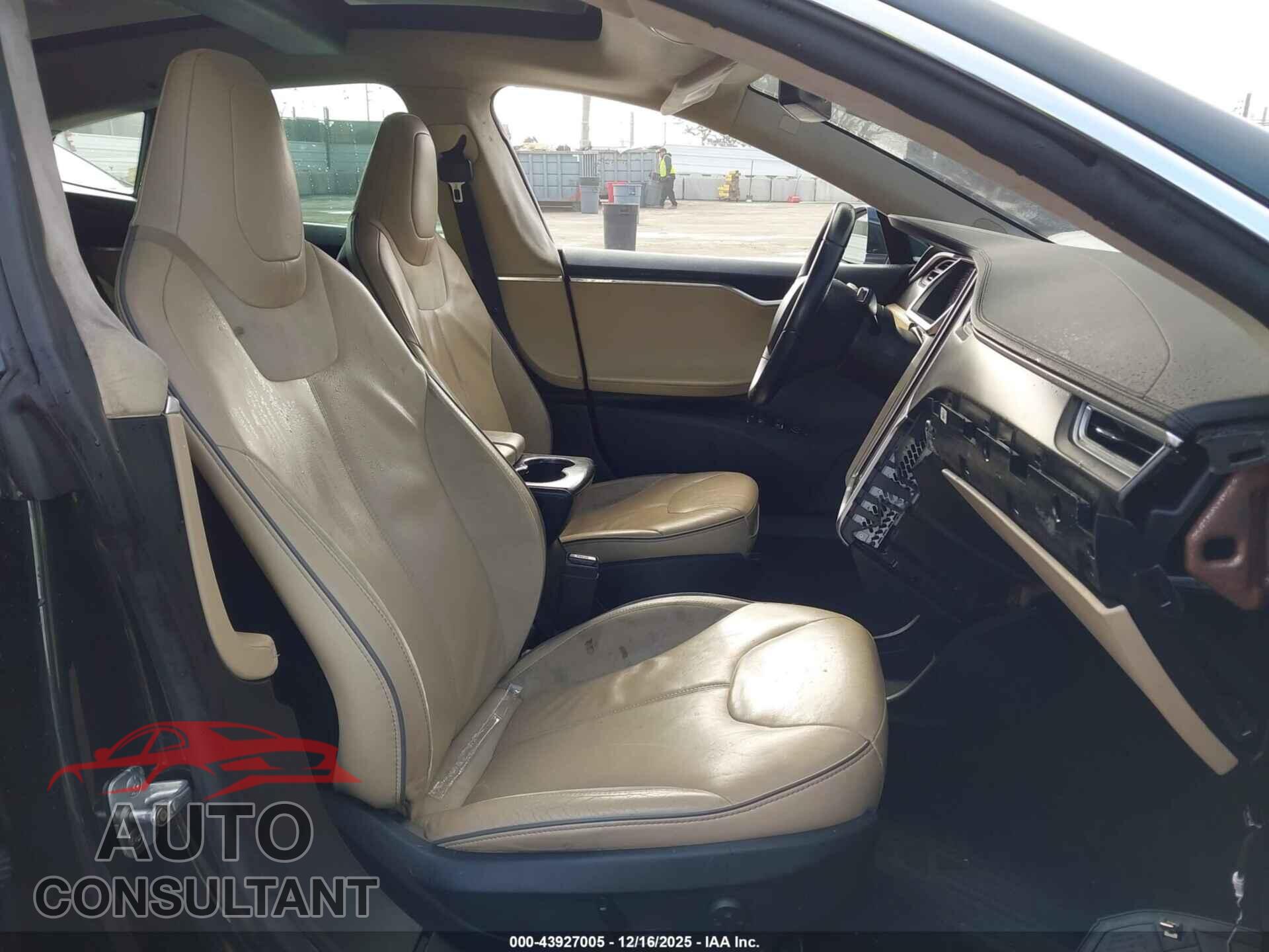 TESLA MODEL S 2013 - 5YJSA1DP7DFP17019