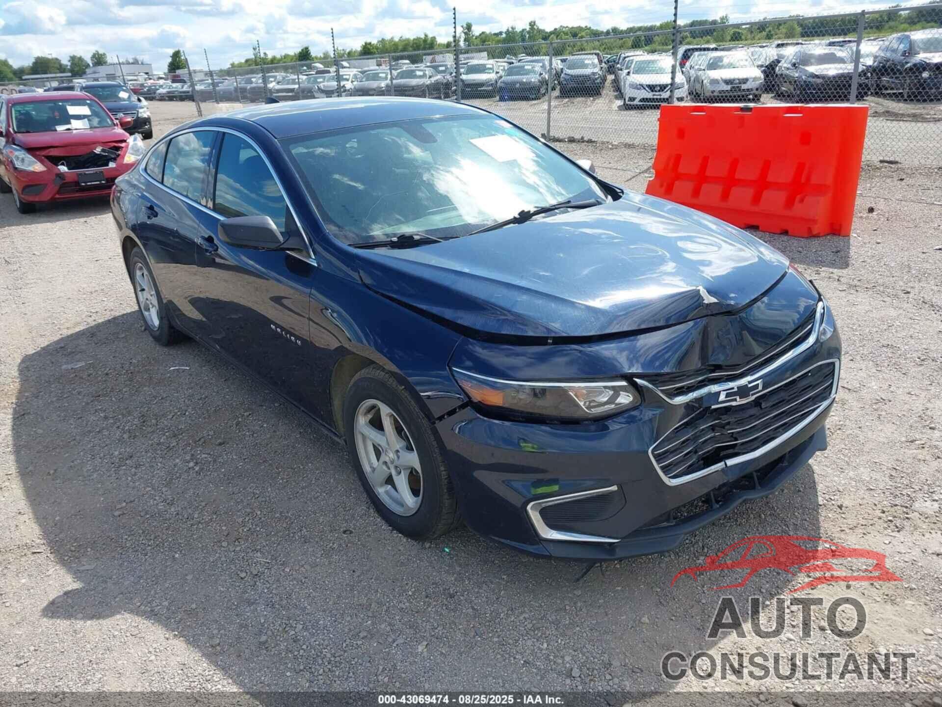 CHEVROLET MALIBU 2018 - 1G1ZB5ST9JF192189