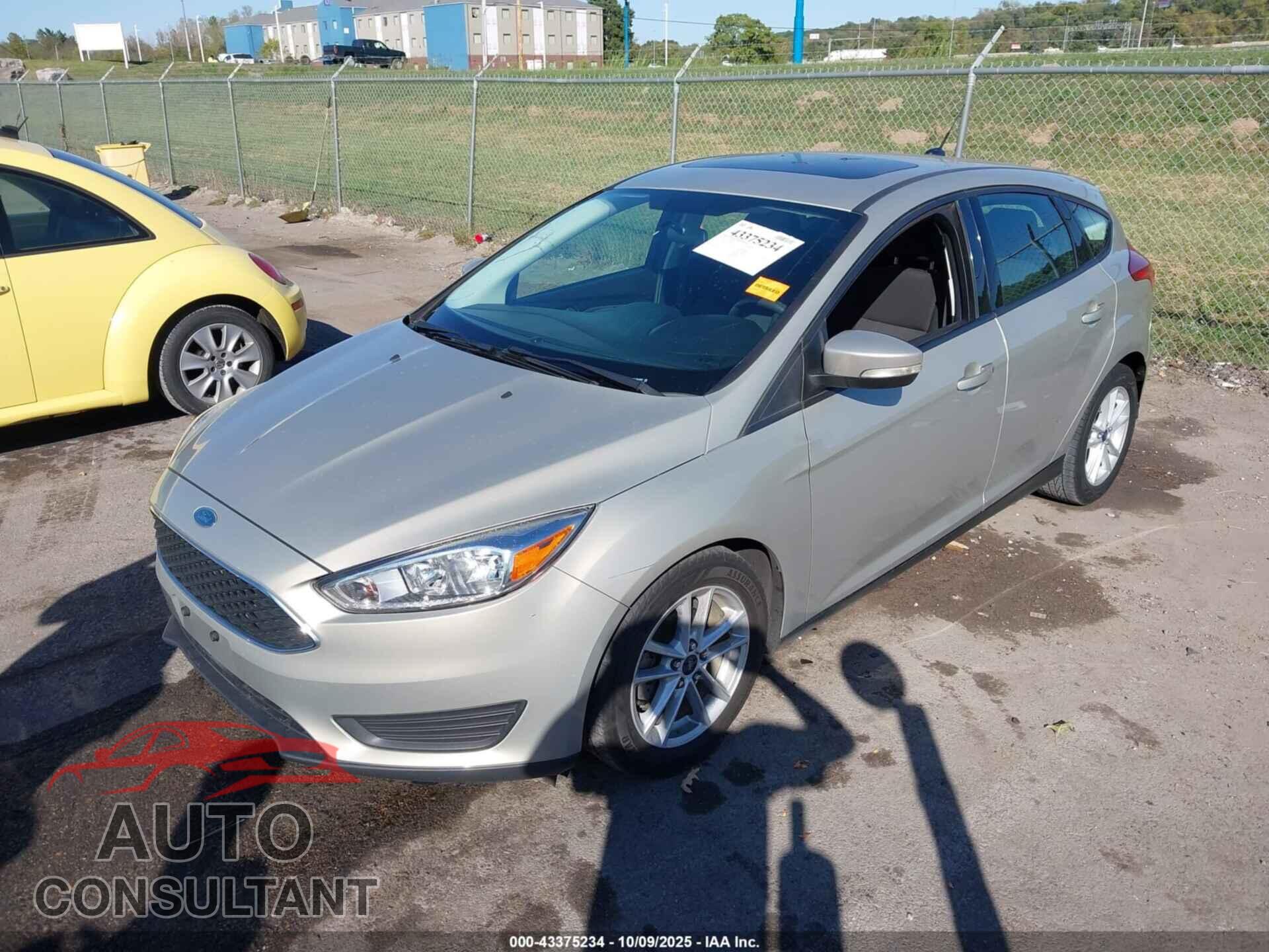 FORD FOCUS 2016 - 1FADP3K27GL204385