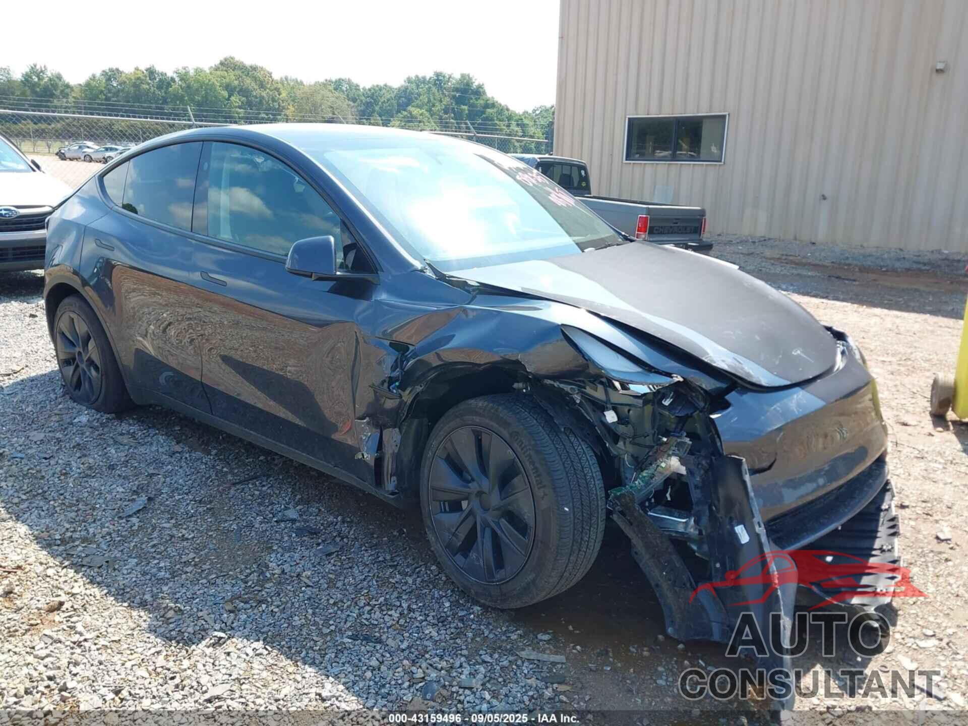 TESLA MODEL Y 2025 - 7SAYGDED4SA376500