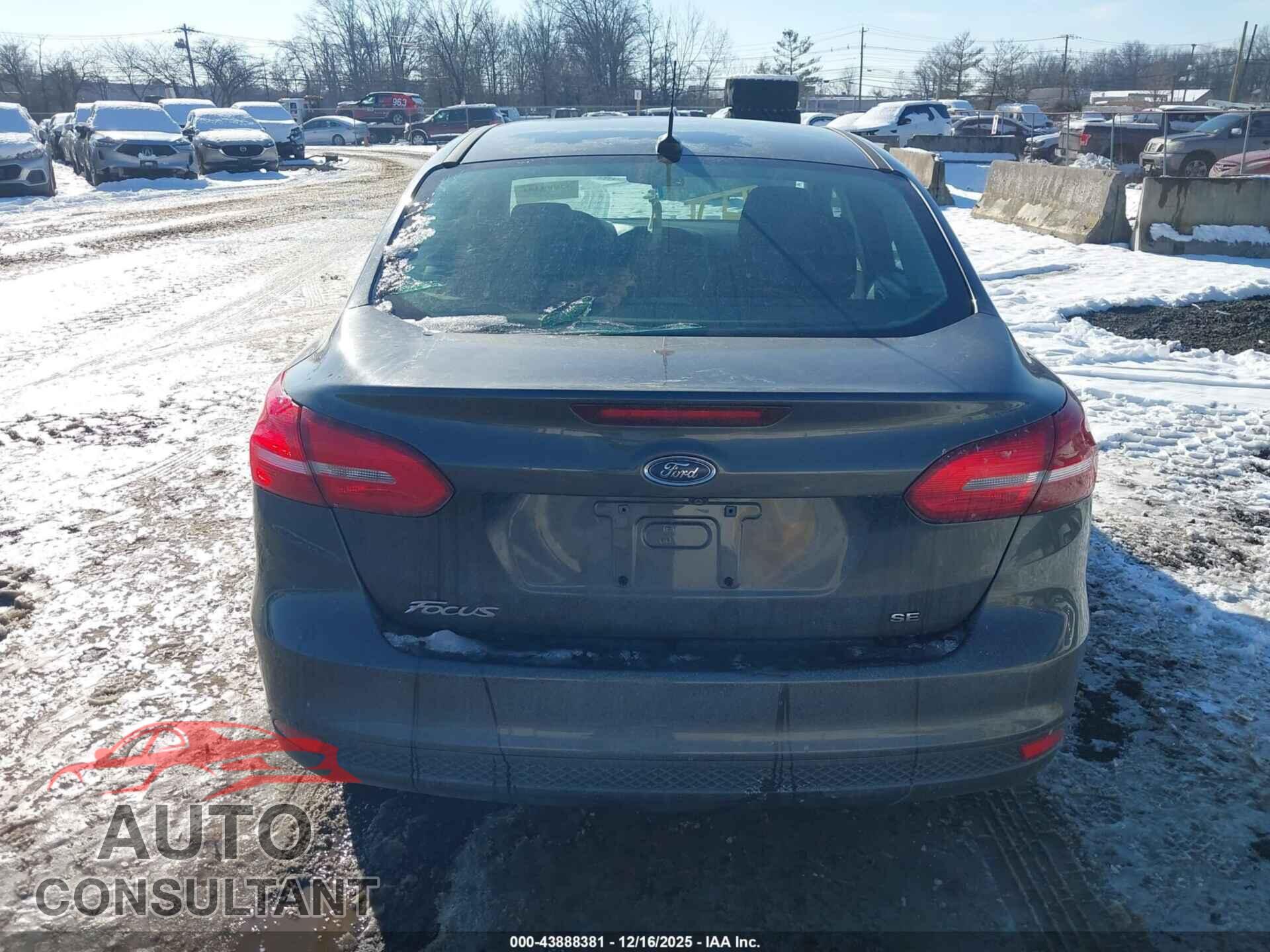 FORD FOCUS 2018 - 1FADP3F20JL215570