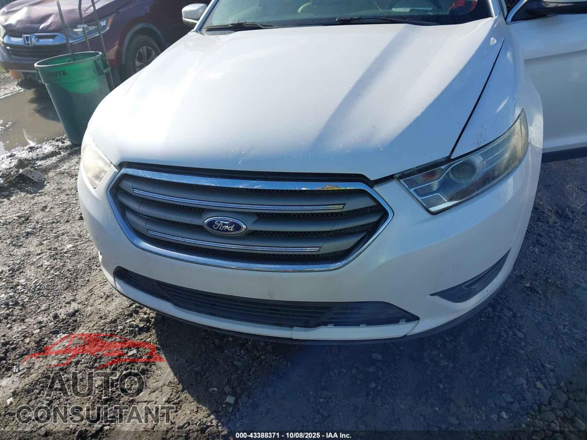 FORD TAURUS 2014 - 1FAHP2E80EG120944
