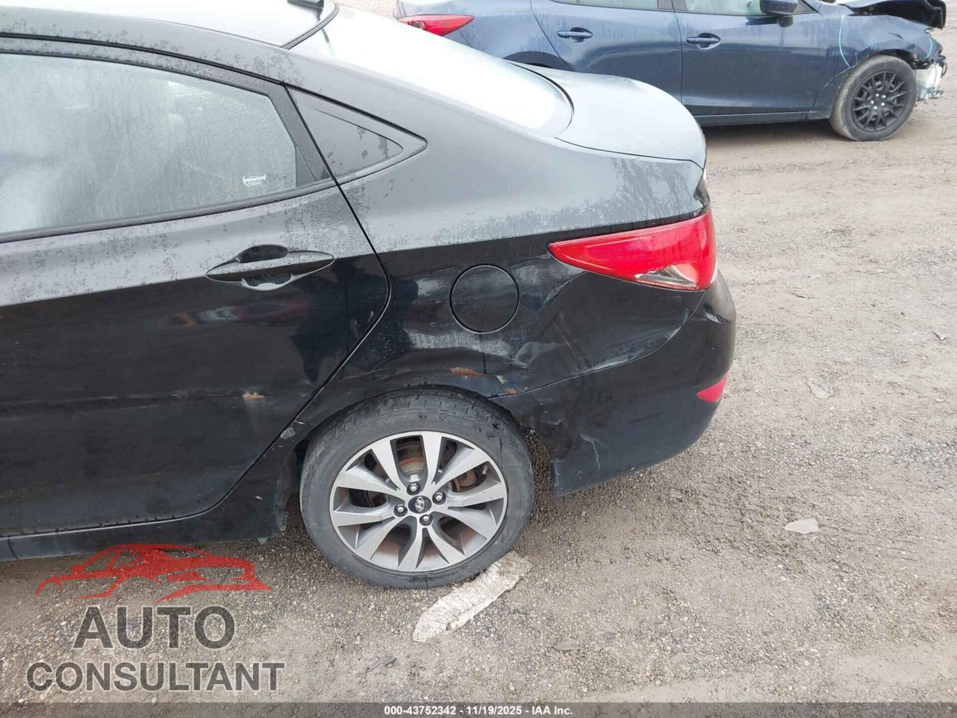 HYUNDAI ACCENT 2017 - KMHCT4AE5HU358944