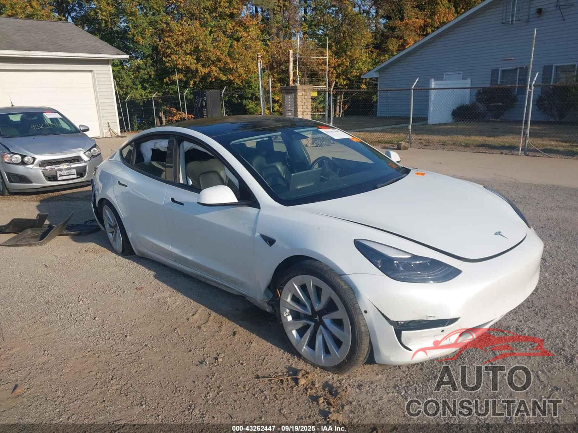 TESLA MODEL 3 2022 - 5YJ3E1EB5NF270753