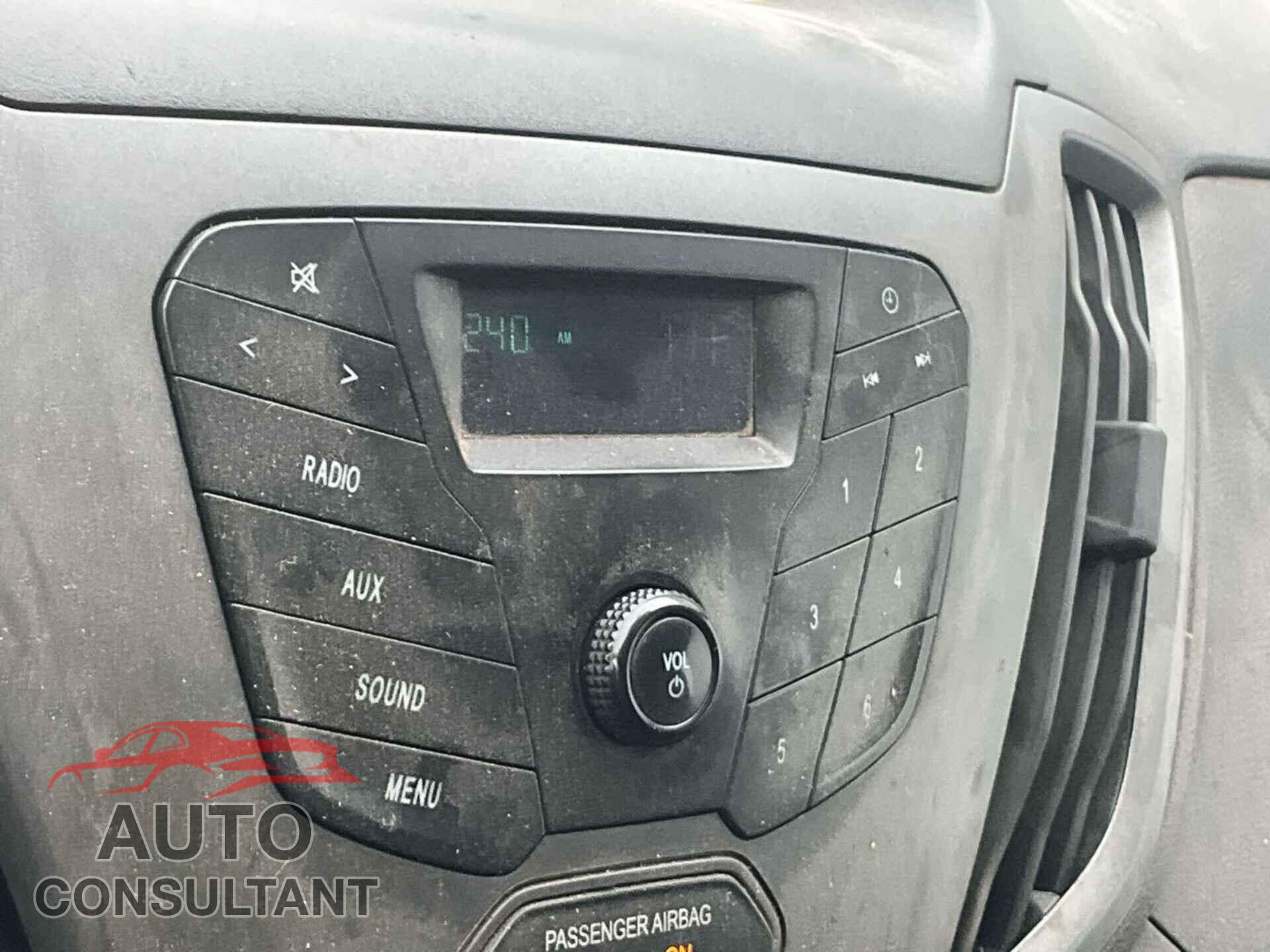 FORD TRANSIT-150 2015 - 1FTNE1YM9FKA87561