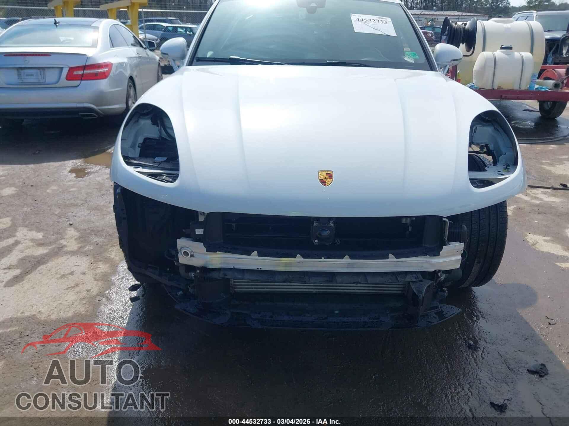 PORSCHE MACAN 2022 - WP1AA2A58NLB04263