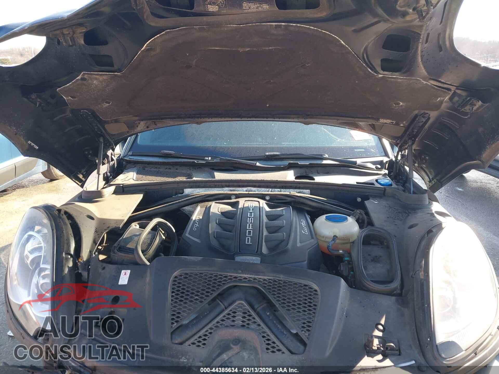 PORSCHE MACAN 2016 - WP1AF2A58GLB90436