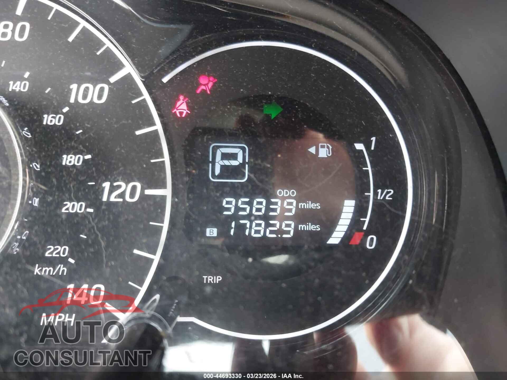 NISSAN VERSA NOTE 2017 - 3N1CE2CP3HL370914