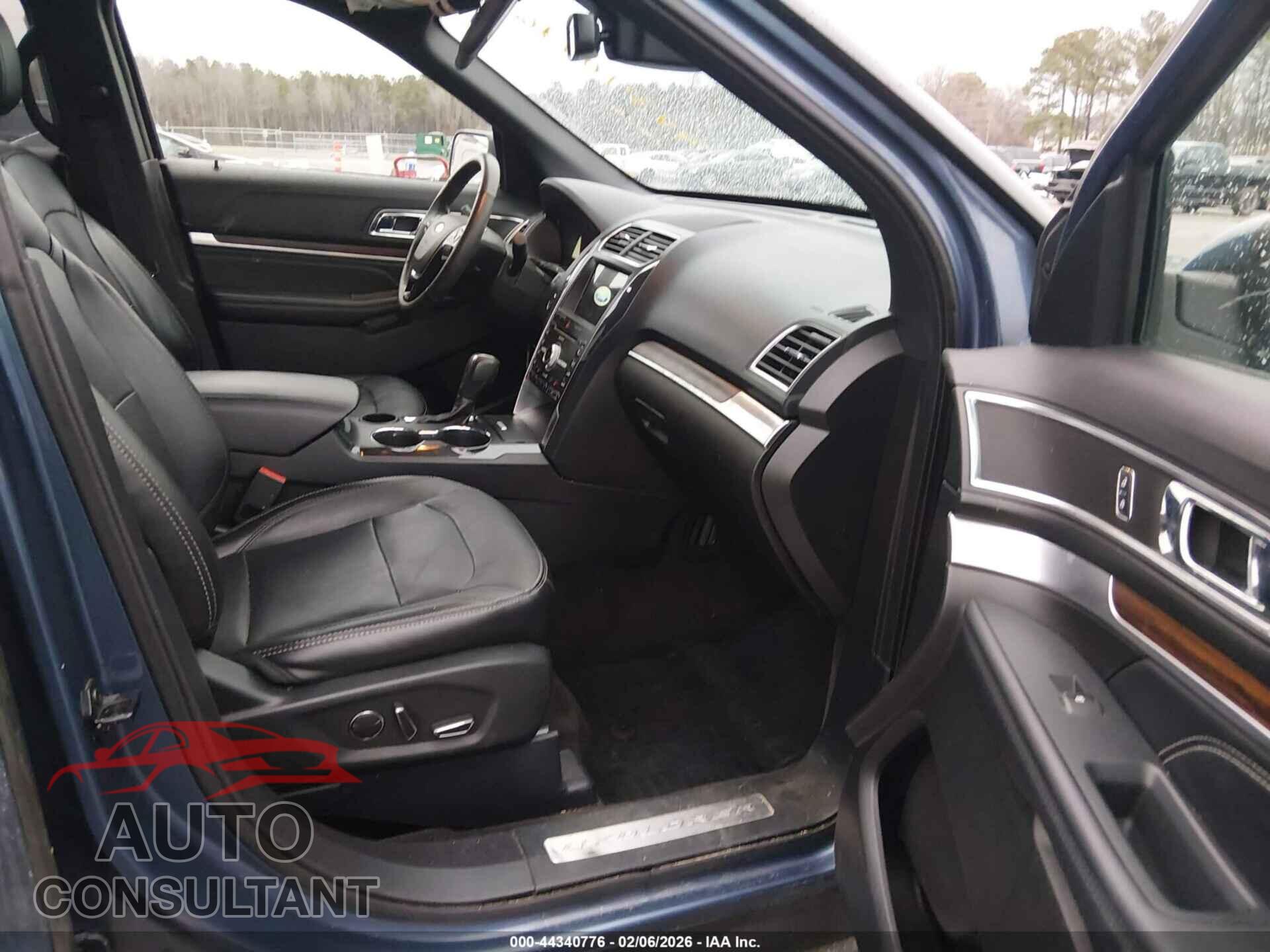 FORD EXPLORER 2018 - 1FM5K7FH6JGB26695