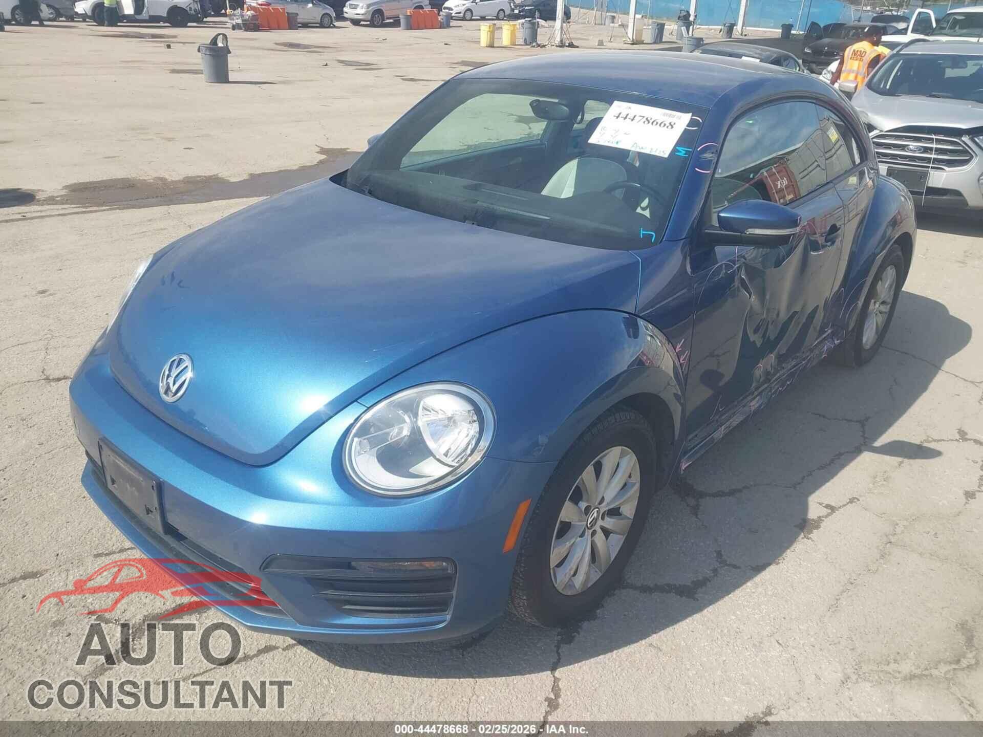 VOLKSWAGEN BEETLE 2017 - 3VWF17AT0HM629403