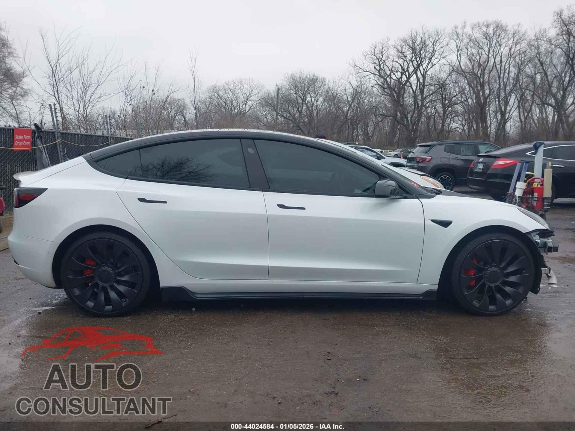 TESLA MODEL 3 2021 - 5YJ3E1EC3MF856469