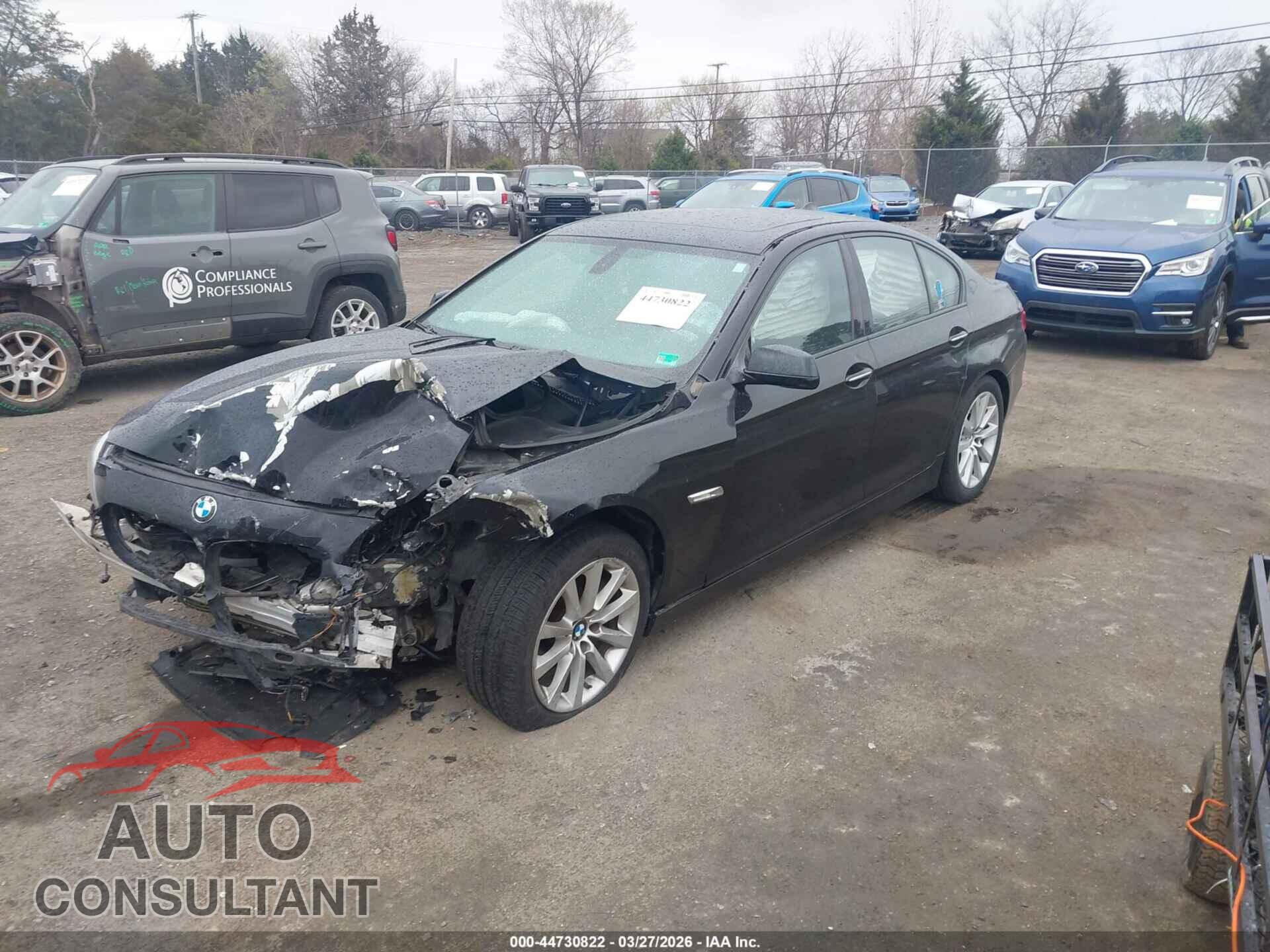 BMW 528I 2012 - WBAXH5C50CDW09210