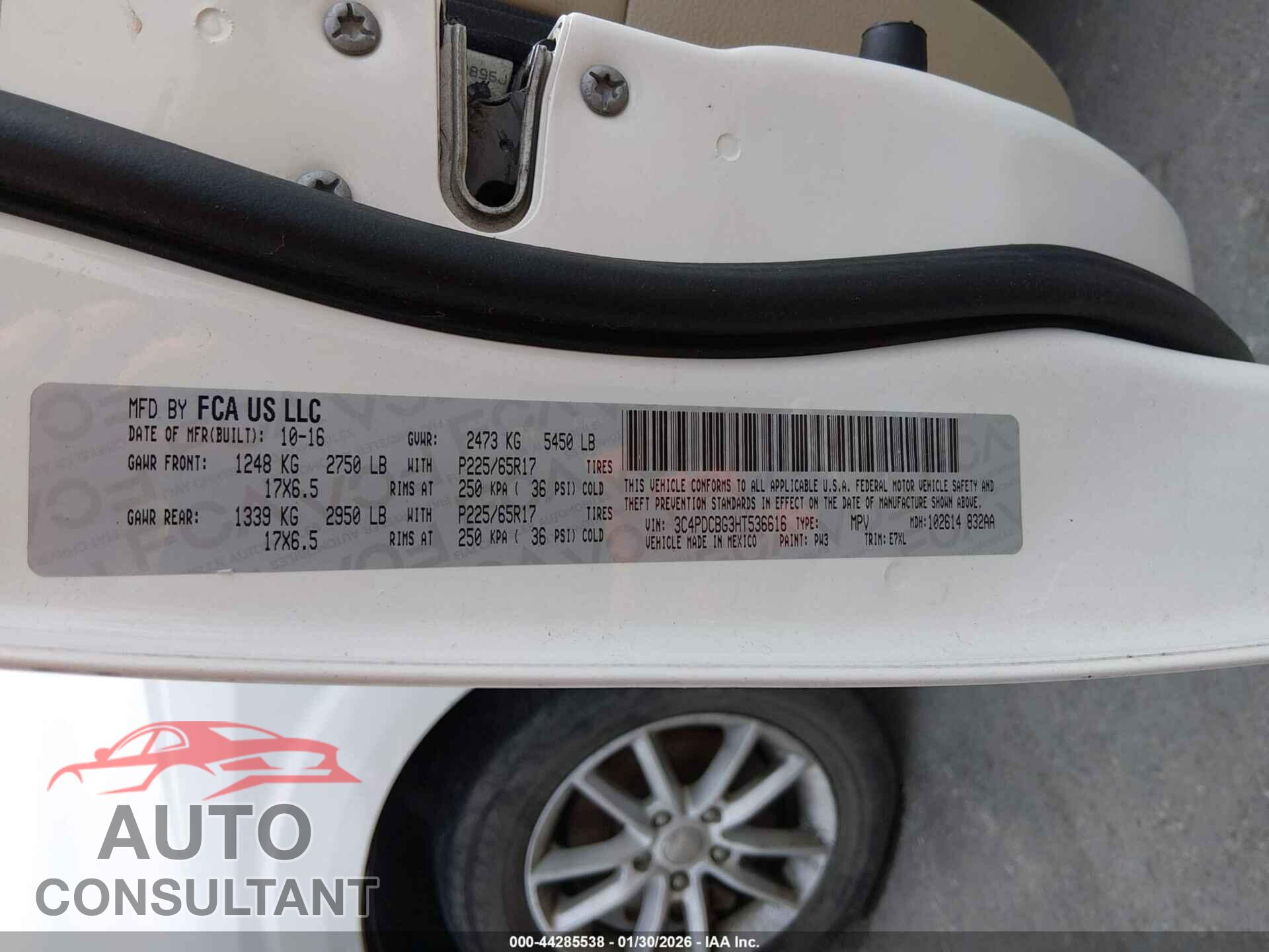 DODGE JOURNEY 2017 - 3C4PDCBG3HT536616