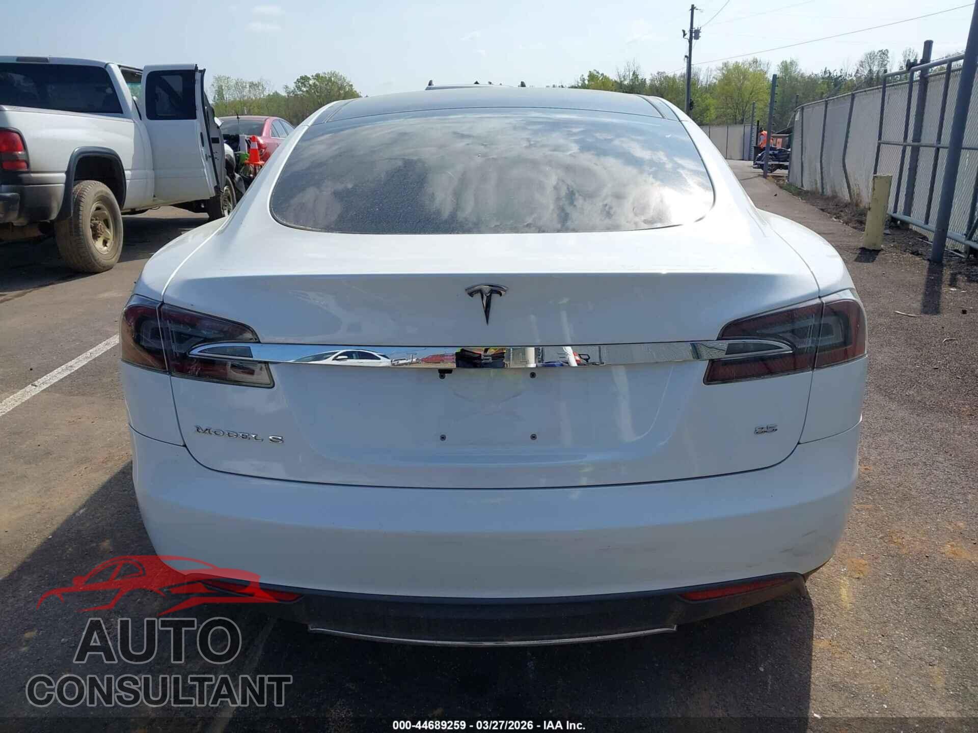 TESLA MODEL S 2013 - 5YJSA1DN2DFP26998