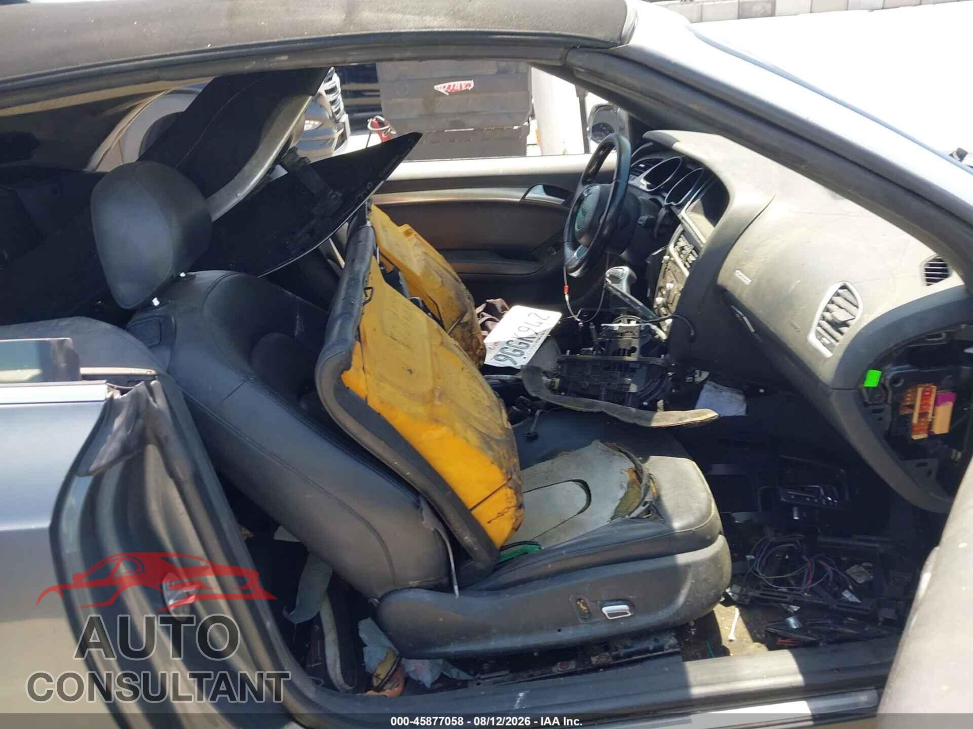 AUDI A5 2013 - WAUCFAFH9DN018128