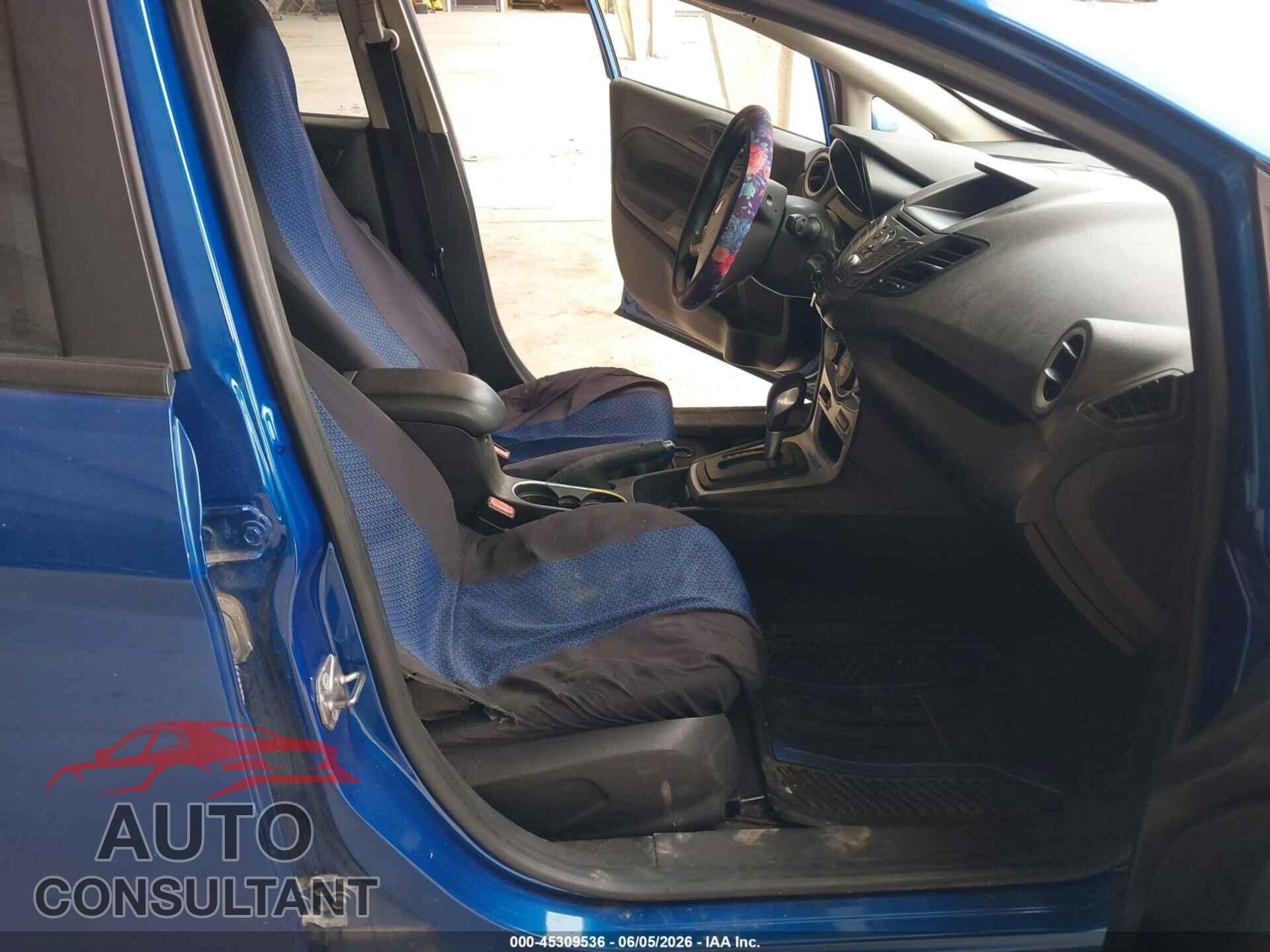 FORD FIESTA 2018 - 3FADP4EJ8JM127945
