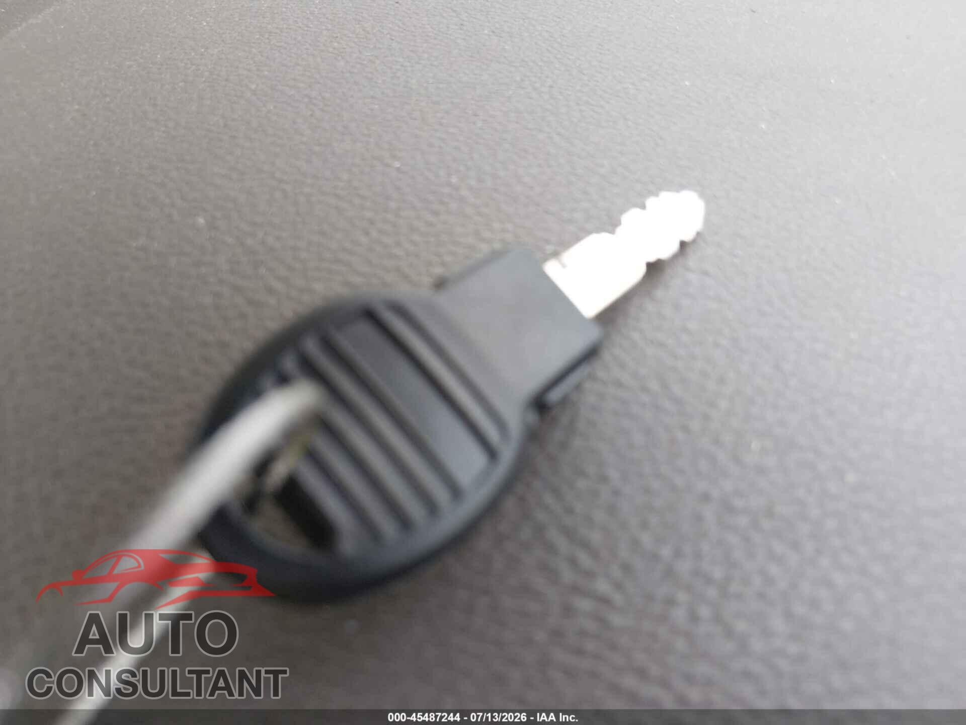 DODGE DURANGO 2013 - 1C4RDHDGXDC700016