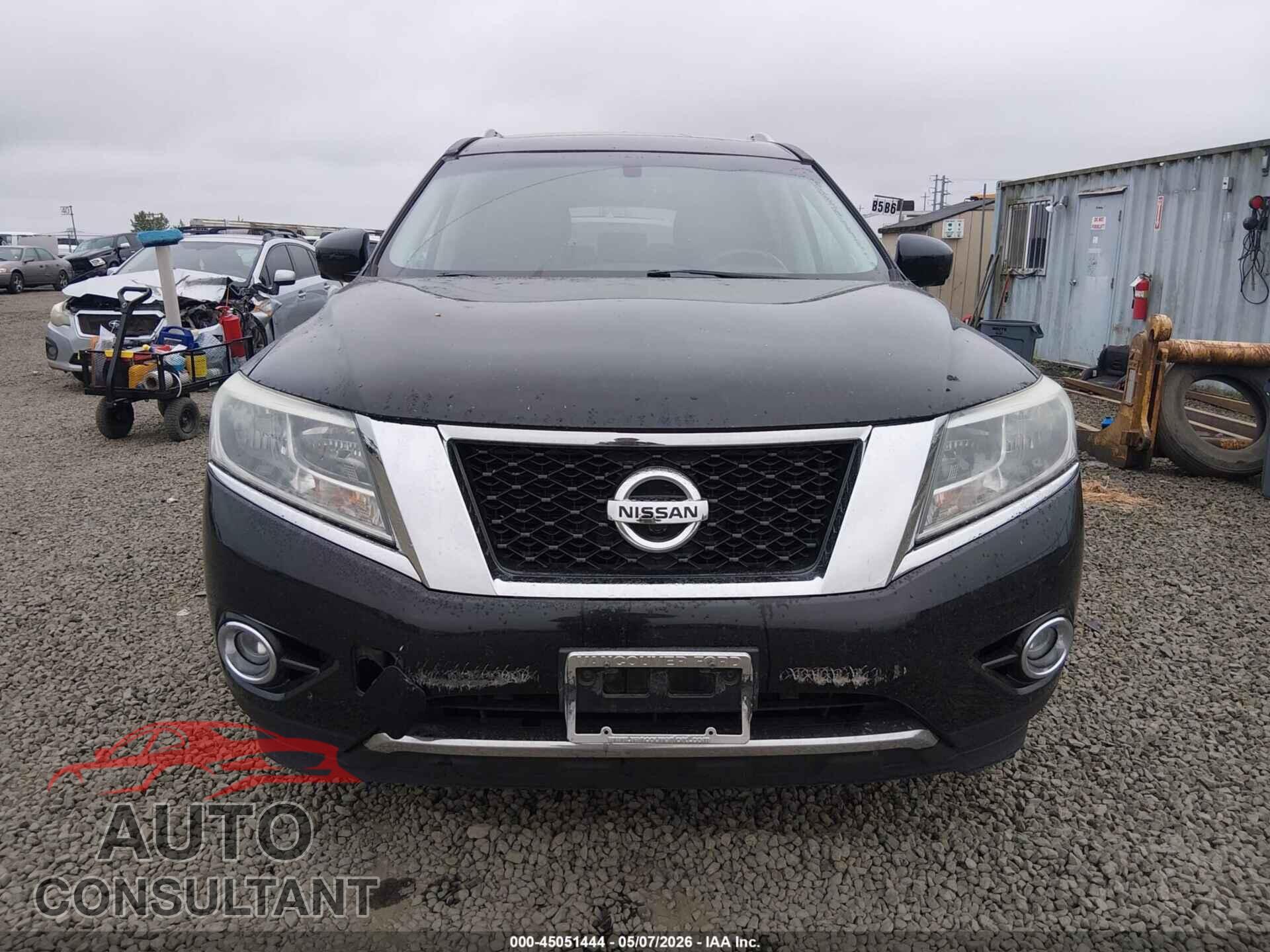 NISSAN PATHFINDER 2015 - 5N1AR2MM2FC676357