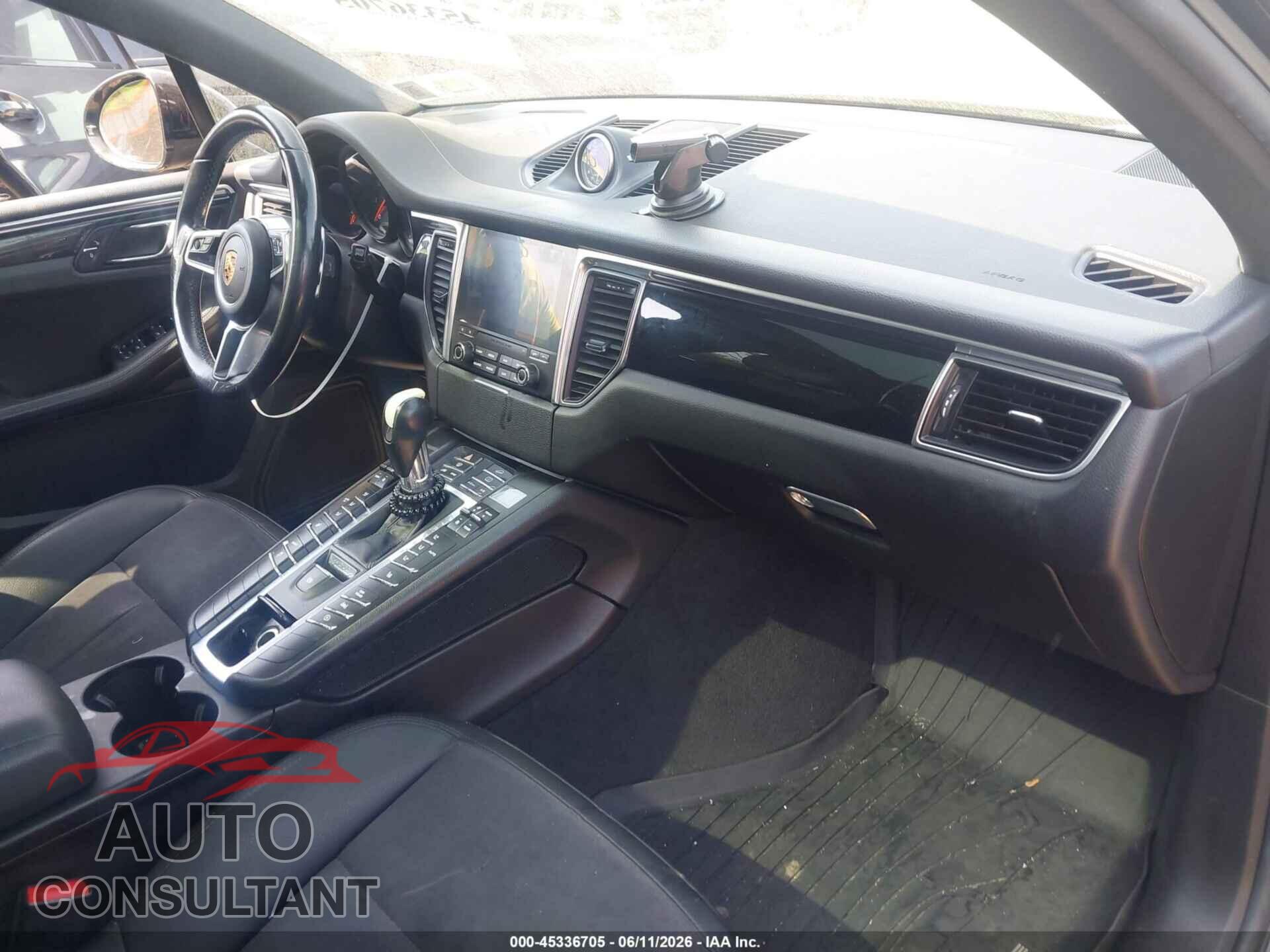 PORSCHE MACAN 2018 - WP1AA2A53JLB10448